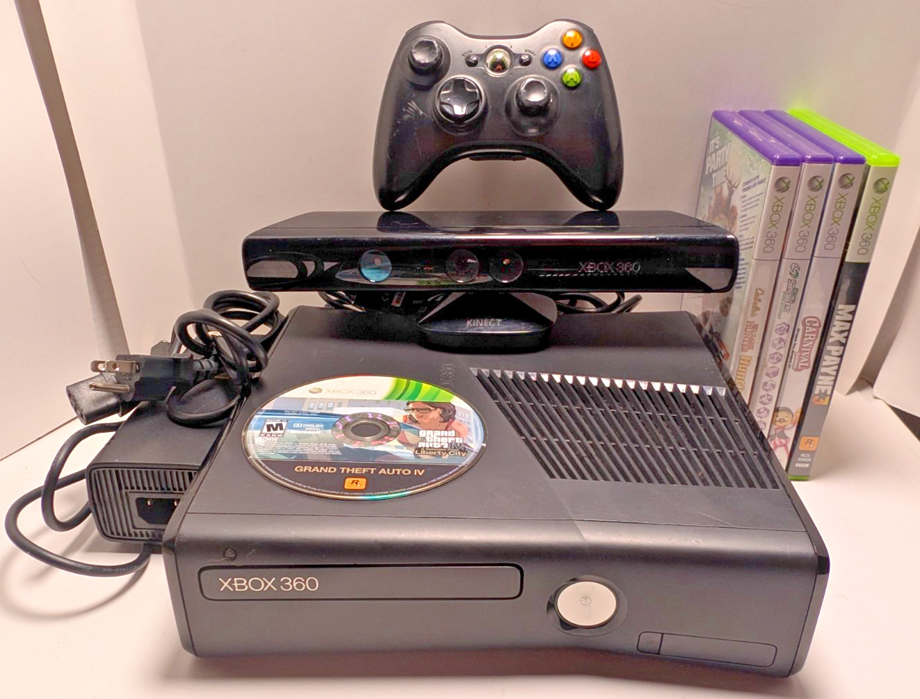 Xbox 360 S Slim 250GB Console Kinect Bundle 5 Games HDMI Tested Works