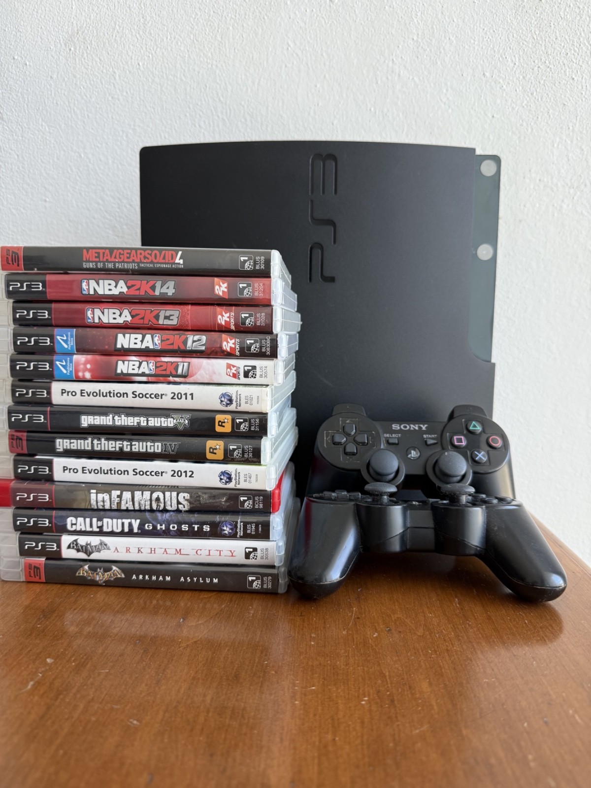Sony PlayStation 3 120 GB Slim Bundle w/ 2 Controllers & Cords 15 Games