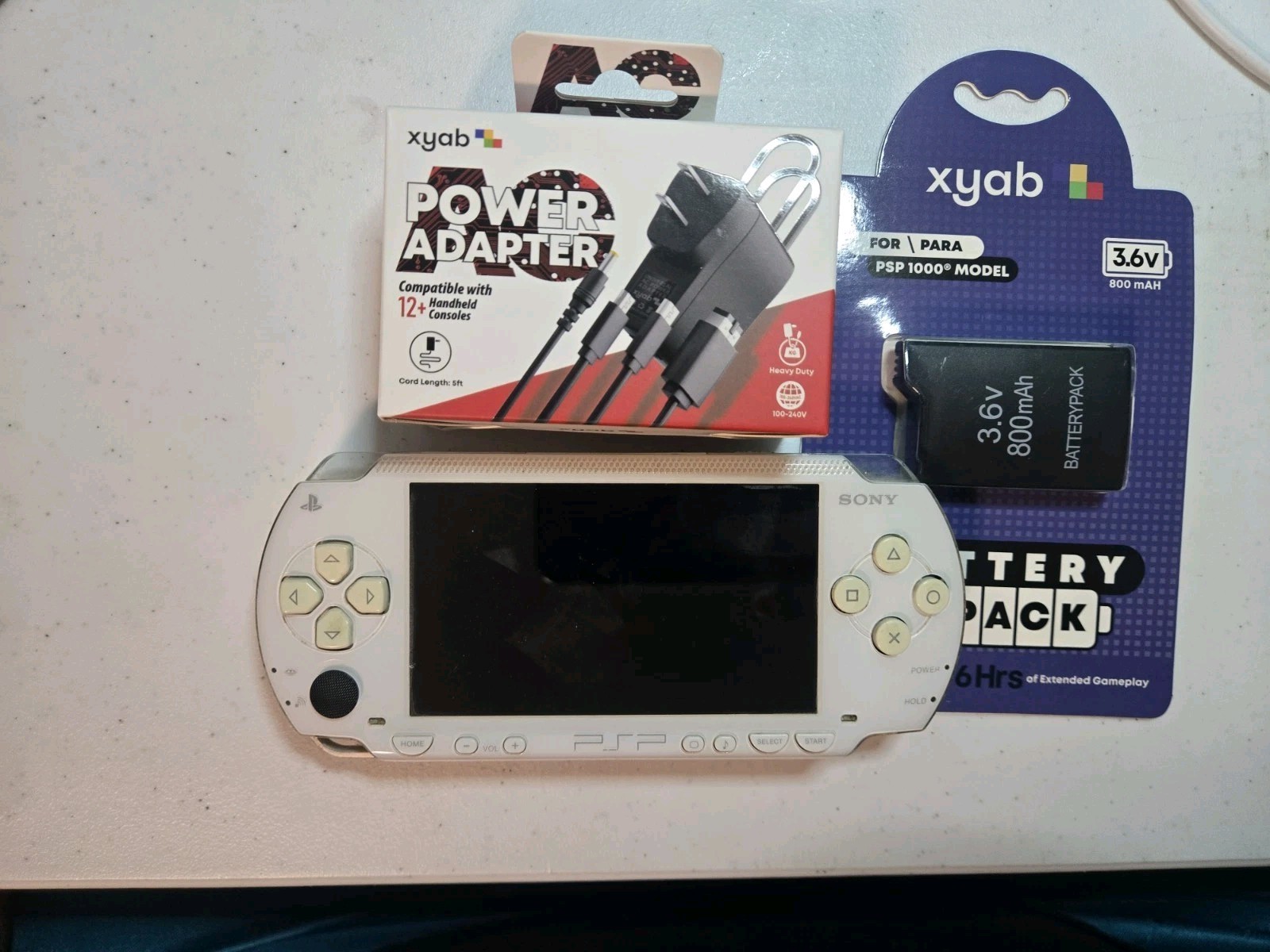 psp 1000 console white With New Charger And Battery