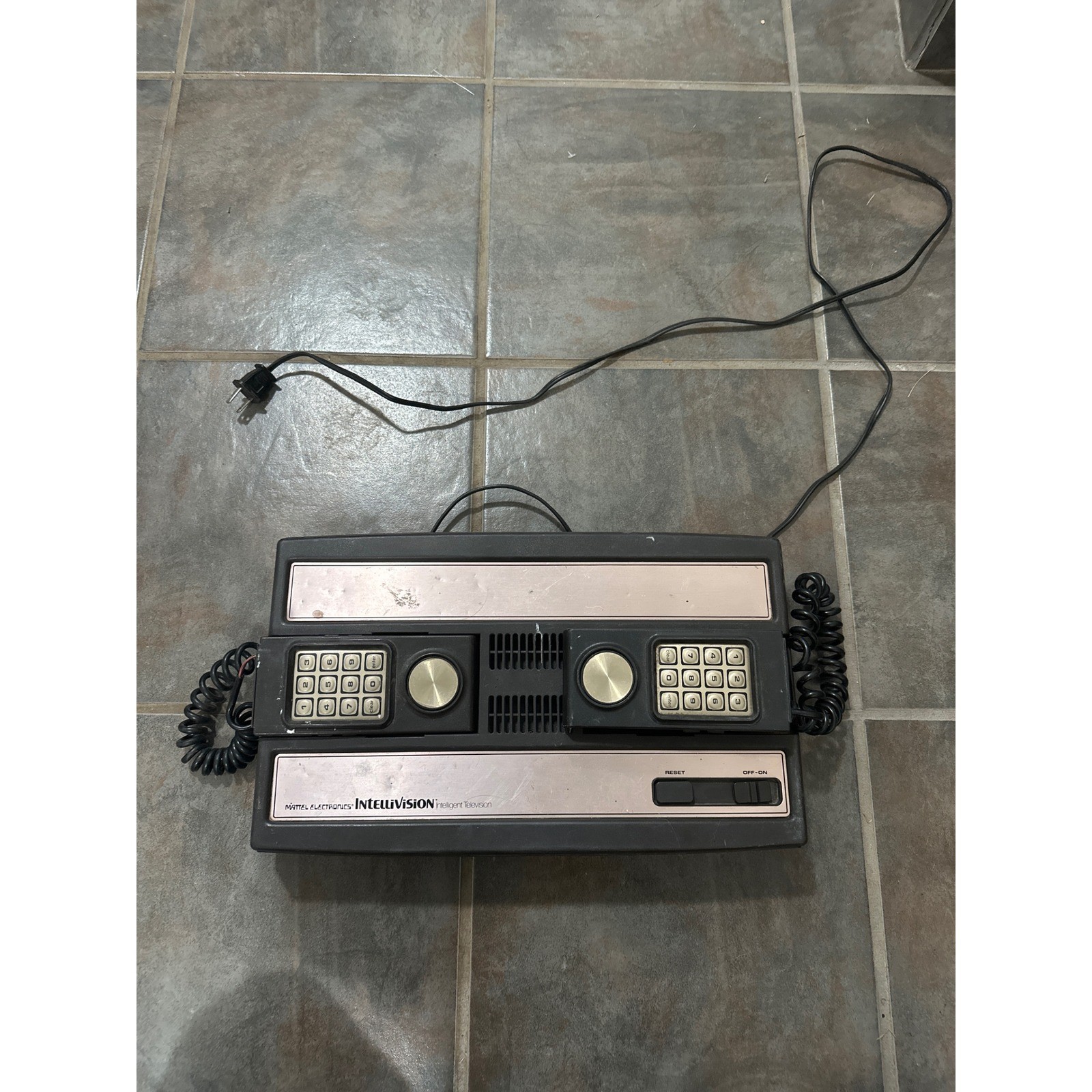 Vintage Mattel Electronics IntelliVision Video Game Console Model 2609 1979Retro