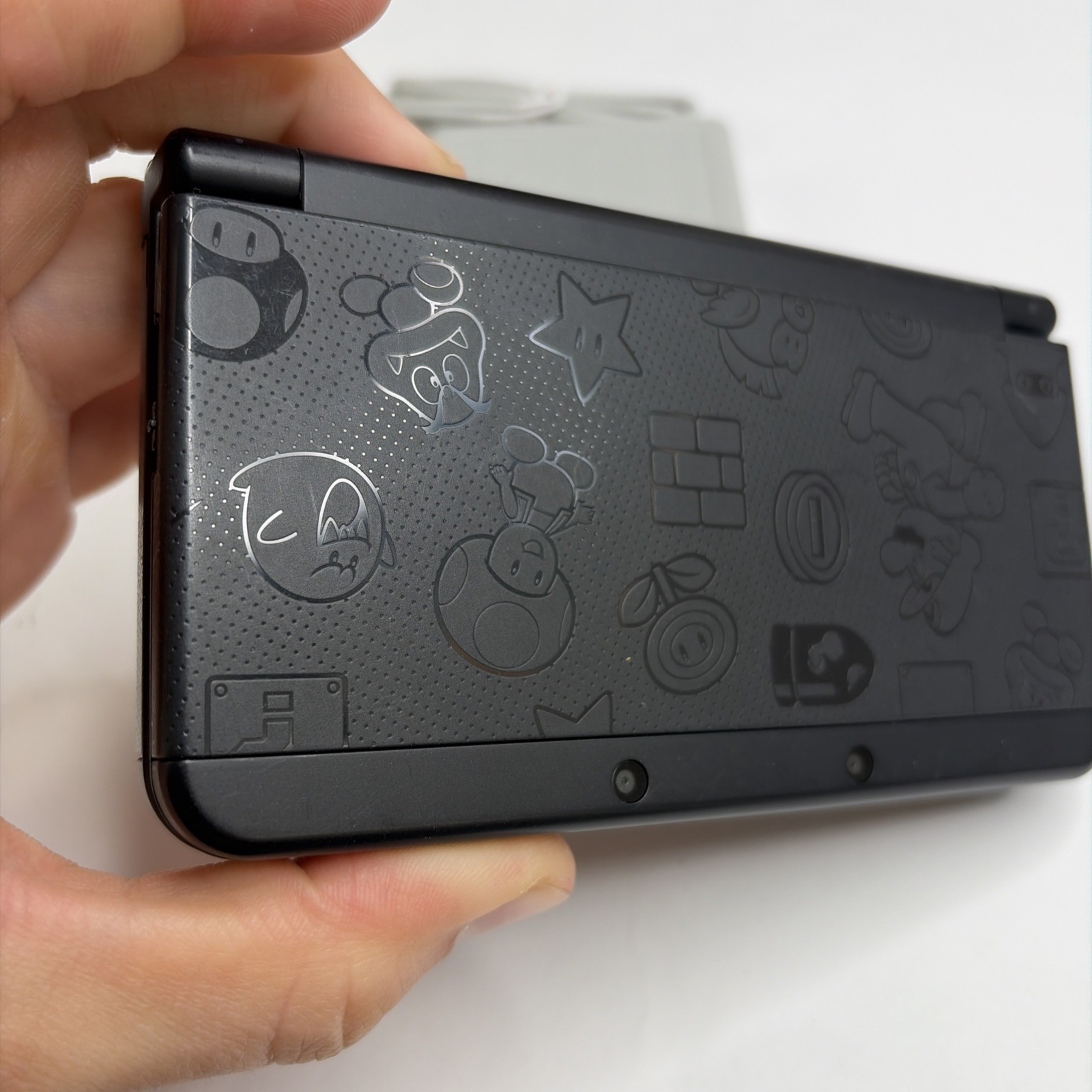 Nice! New Nintendo 3DS Mario Edition Black Friday Edition US Model W Charger