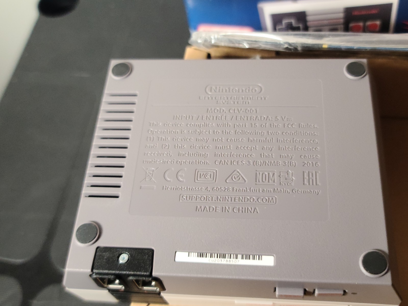 Authentic Nintendo Entertainment System NES Mini Classic Edition NEW