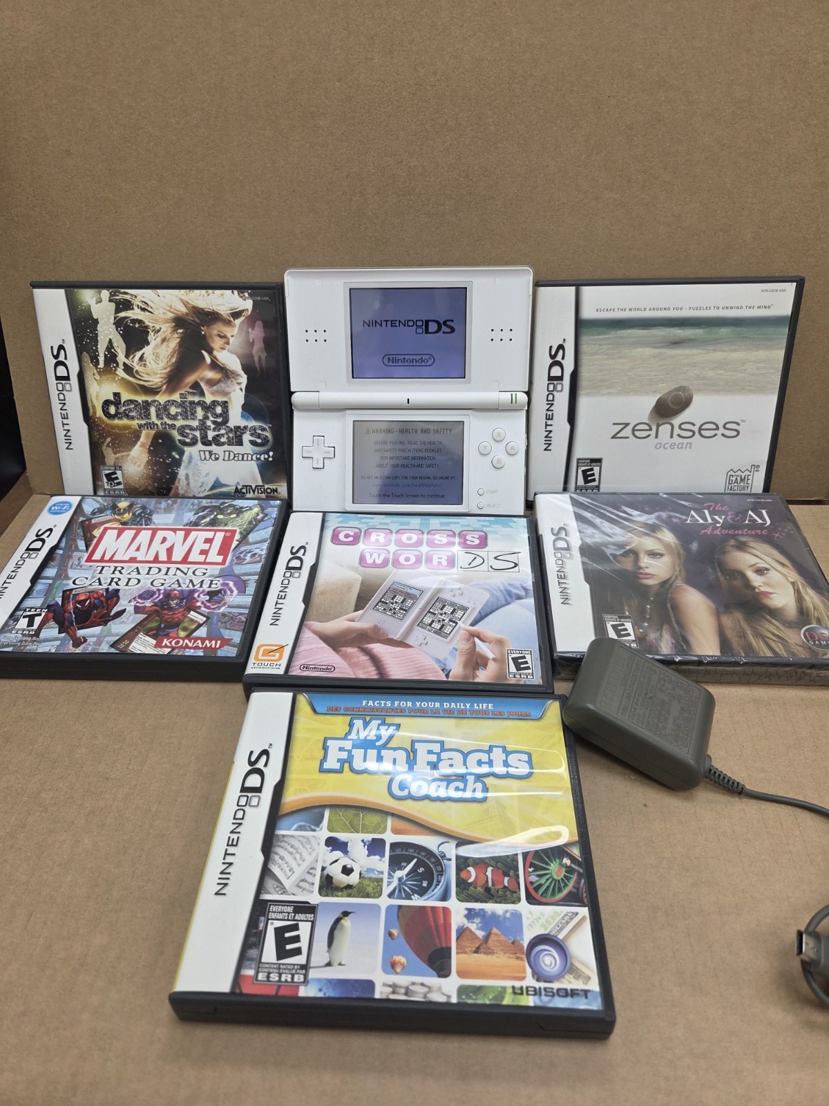 Nintendo DS Lite OEM White Handheld System LOT (USG-001) + 6 Games TESTED