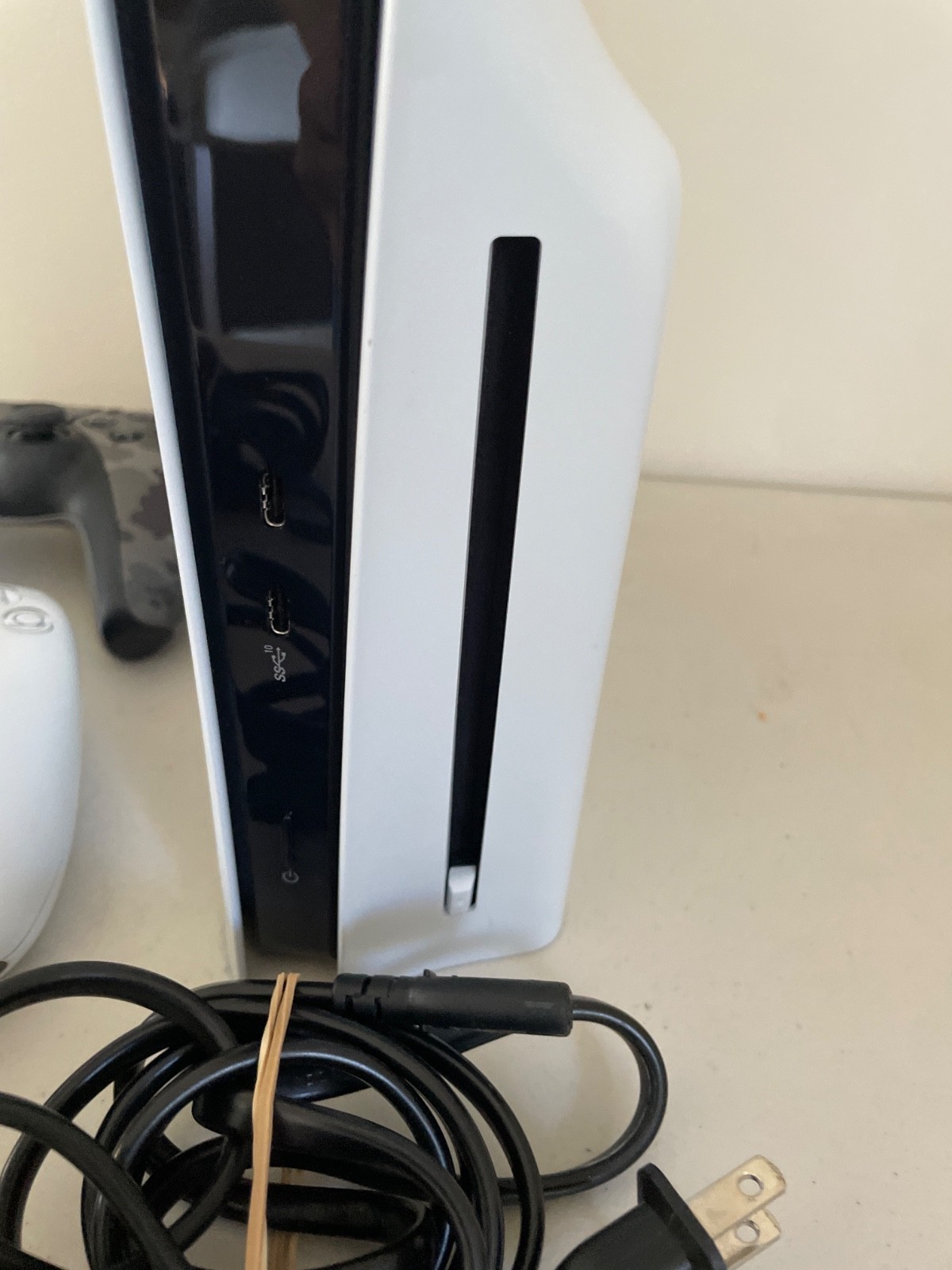 Sony PS5 Slim Disc 1Tb open box w/ extra controller and charging port
