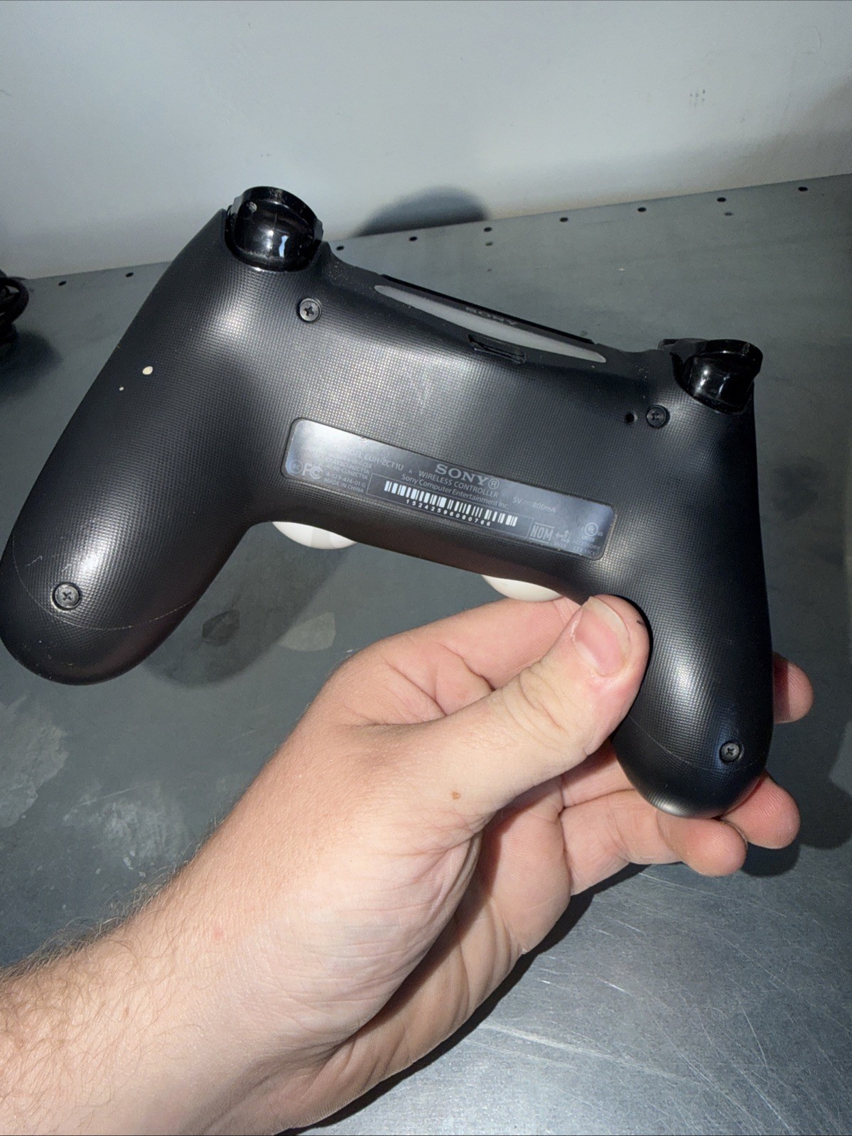 Sony PlayStation 4 Gaming Console – With Controller – TESTED! CUH-1001A 500 GB
