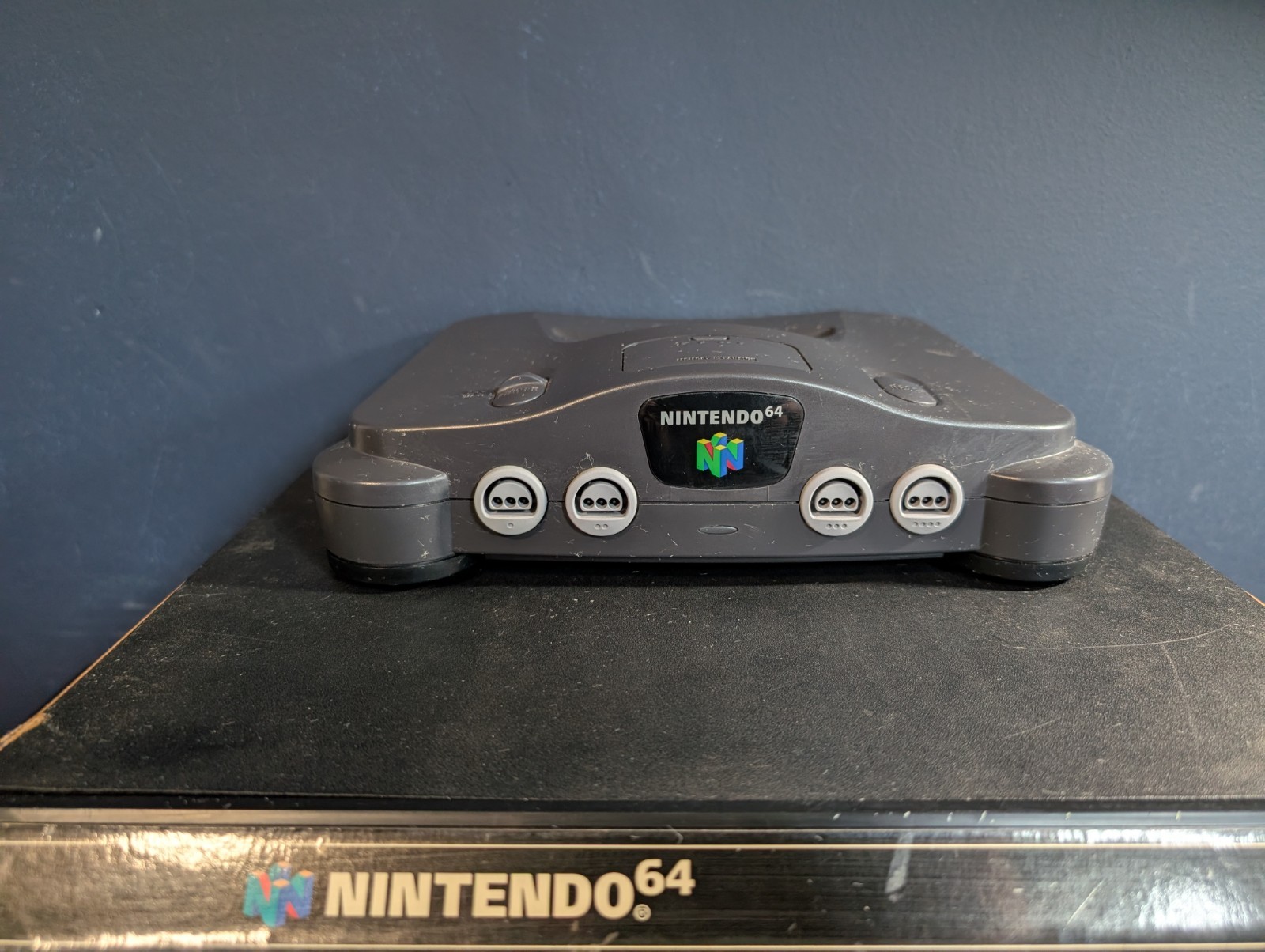 Working Nintendo 64 Console-3 Games-2 Controllers-Game Box-Memory Expansion Pak