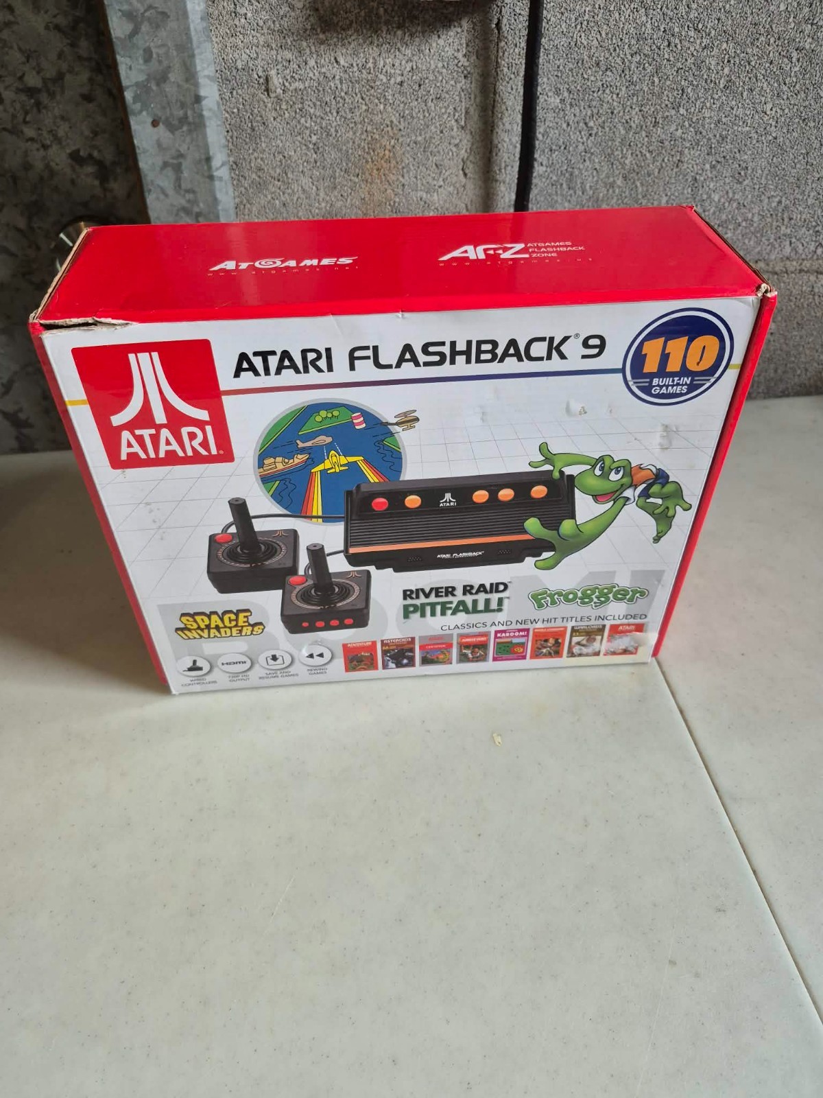 Atari Flashback 9 HDMI Retro Console Built-in Games 2 Controllers WORKS IN BOX