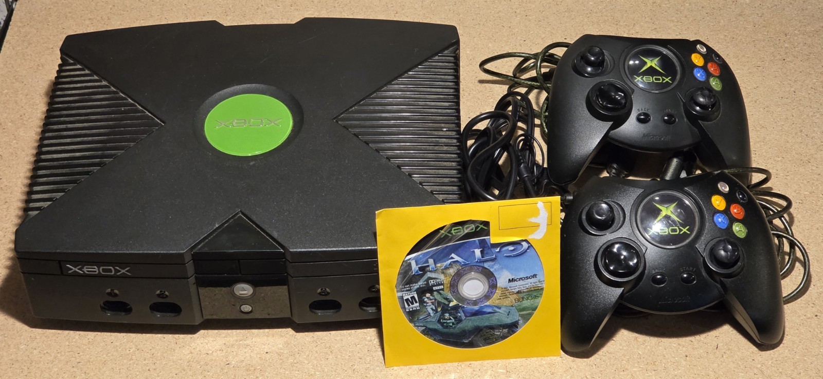 Original OG Microsoft Xbox Console w/ 2 Controllers AV Cable & HALO Never Opened