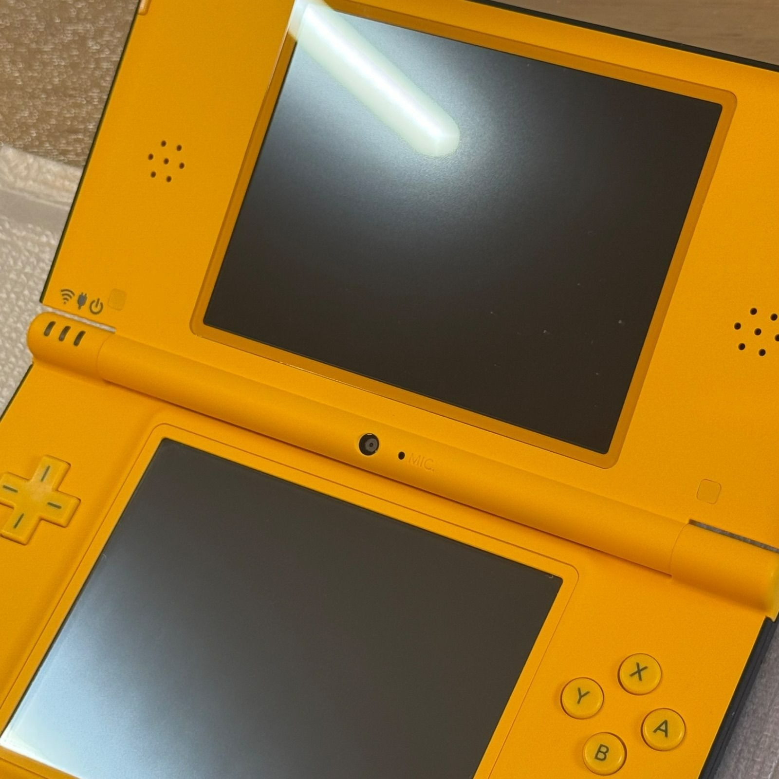 Nintendo DSi LL Yellow Black Console Boxed Handheld System Japan Edition