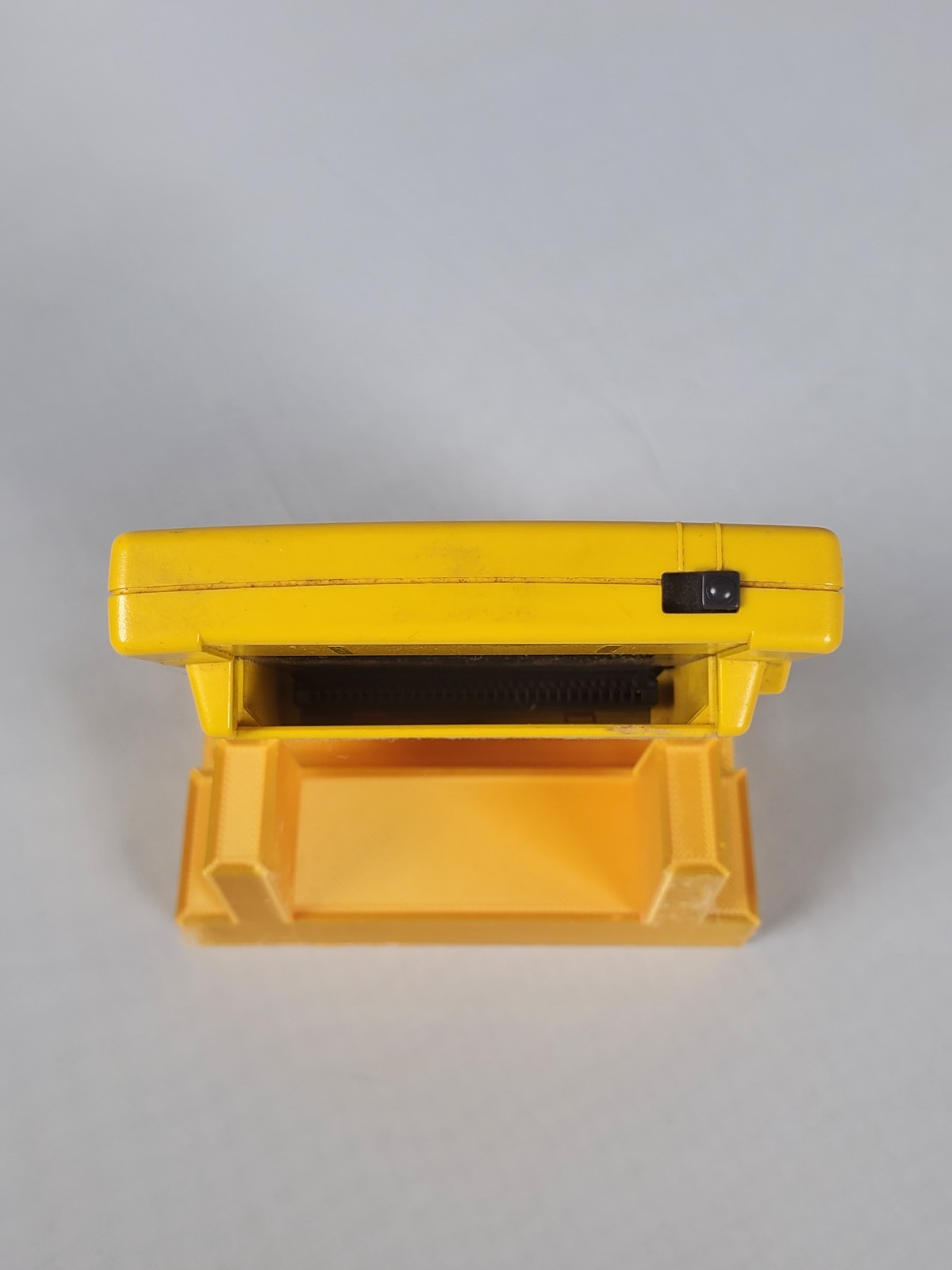 Nintendo Game Boy Pocket Handheld Console Yellow Tested Works Used