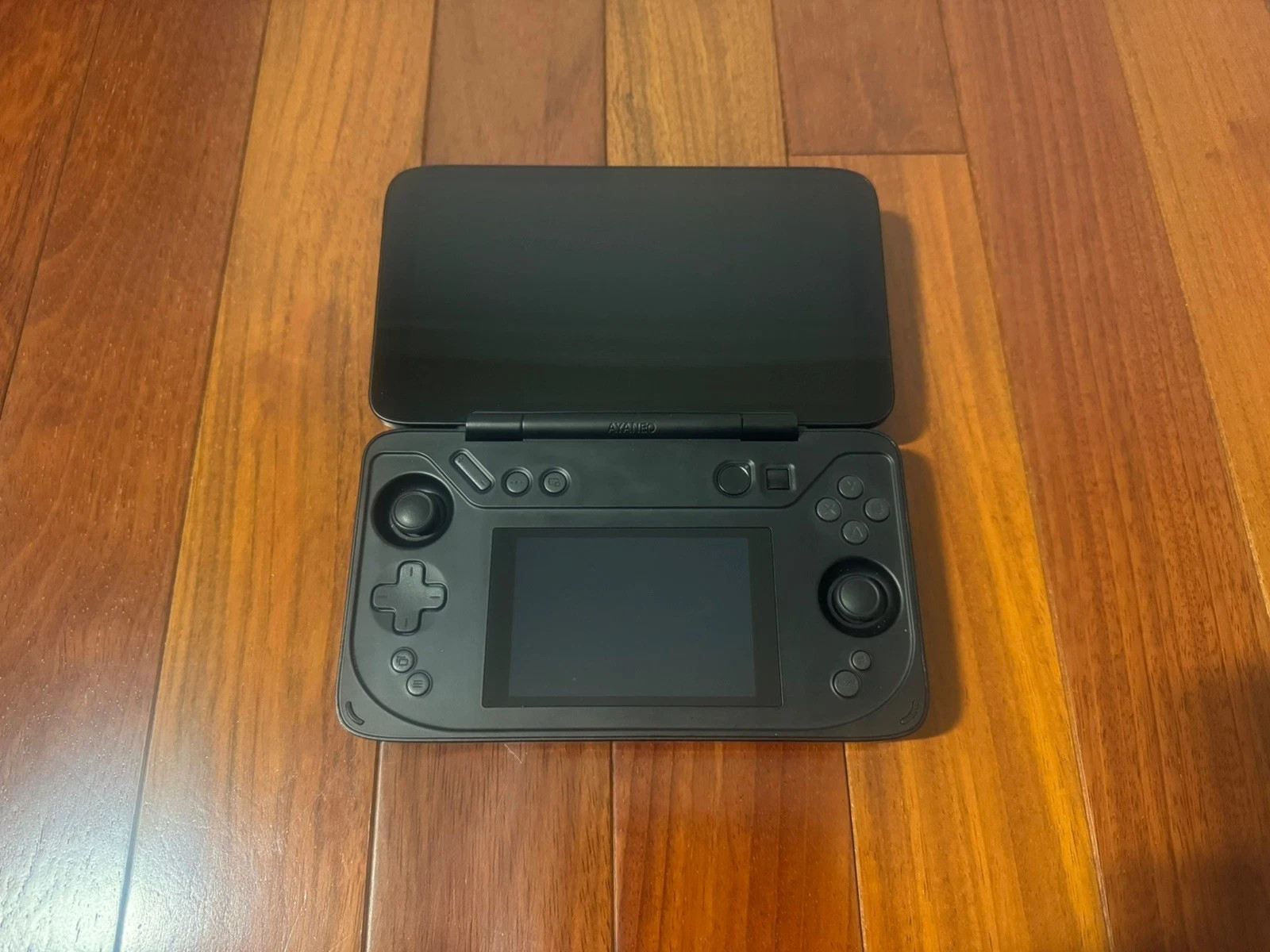 AYANEO Flip DS AMD Ryzen 7 8840U 32GB 2TB Black Gaming Handheld