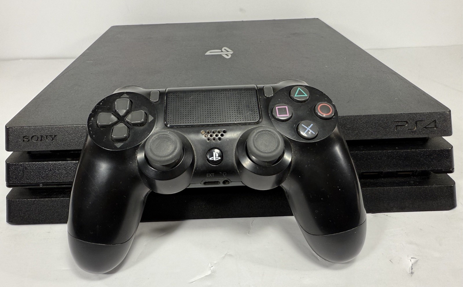 Sony PlayStation 4 PS4 Pro Console CUH-7215B 1TB + Controller & Cables -Working