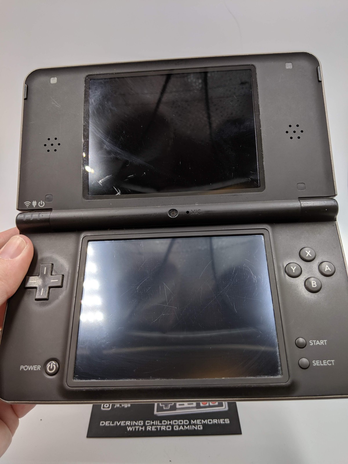 Nintendo DSi XL Bronze Handheld System – Bronze
