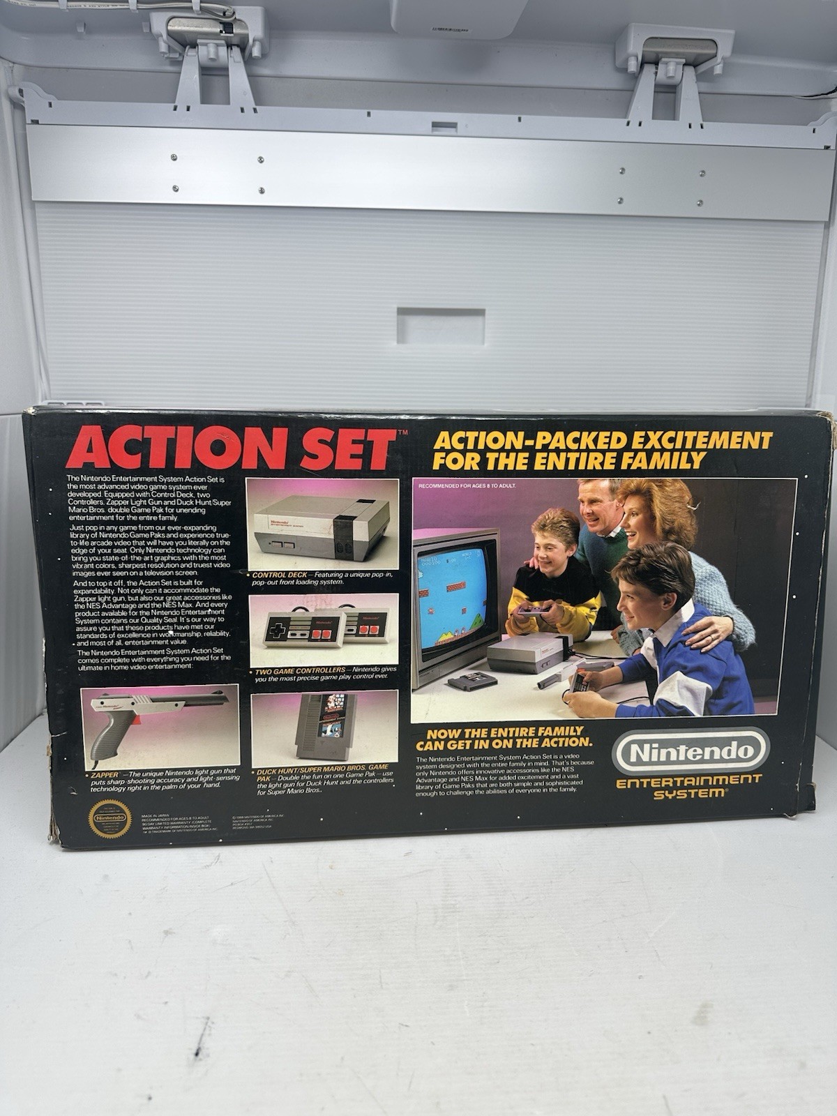 Nintendo NES Console Action Set With Box And Controllers Vintage Used Tested