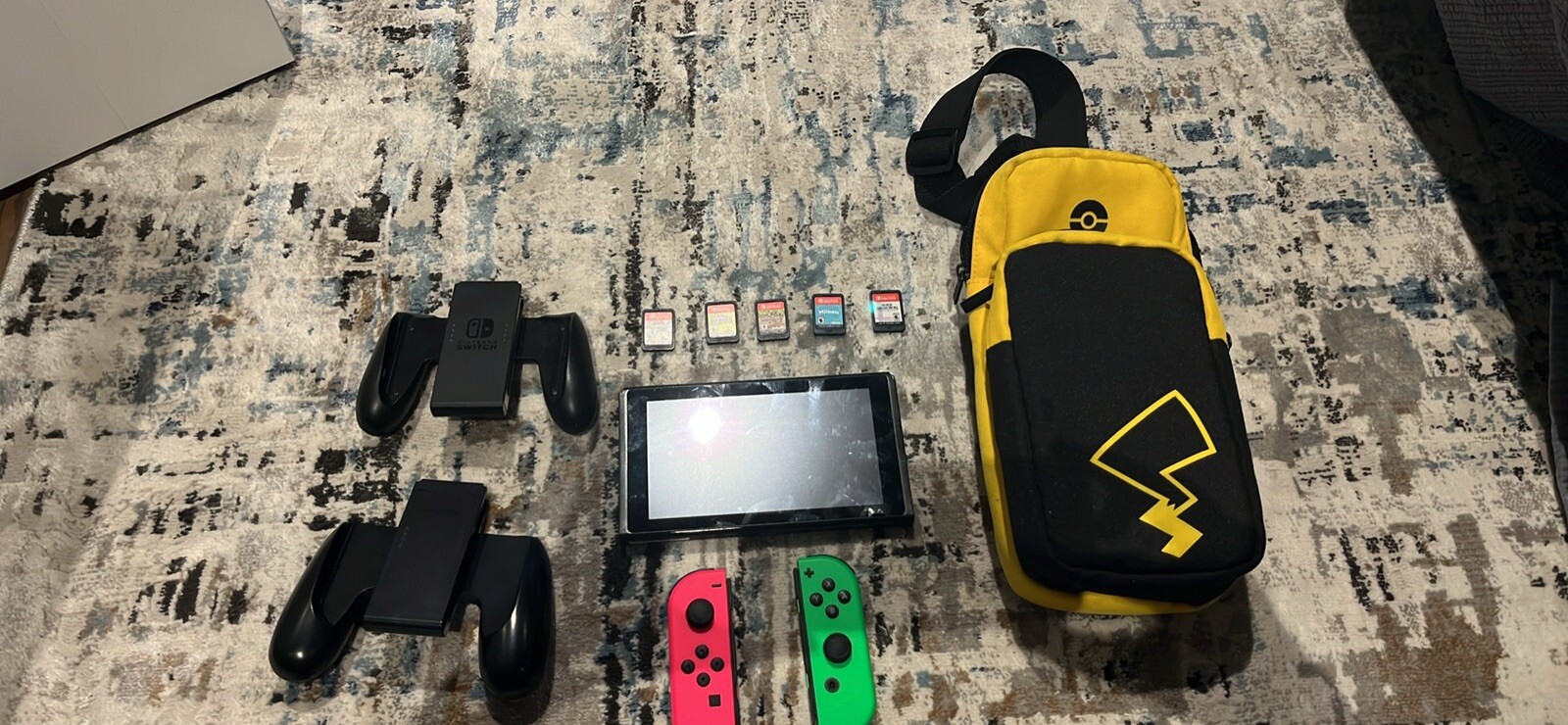 Nintendo Switch HAC-001(-01) Handheld Console – 32GB – Neon Blue/Red Joy-Con…