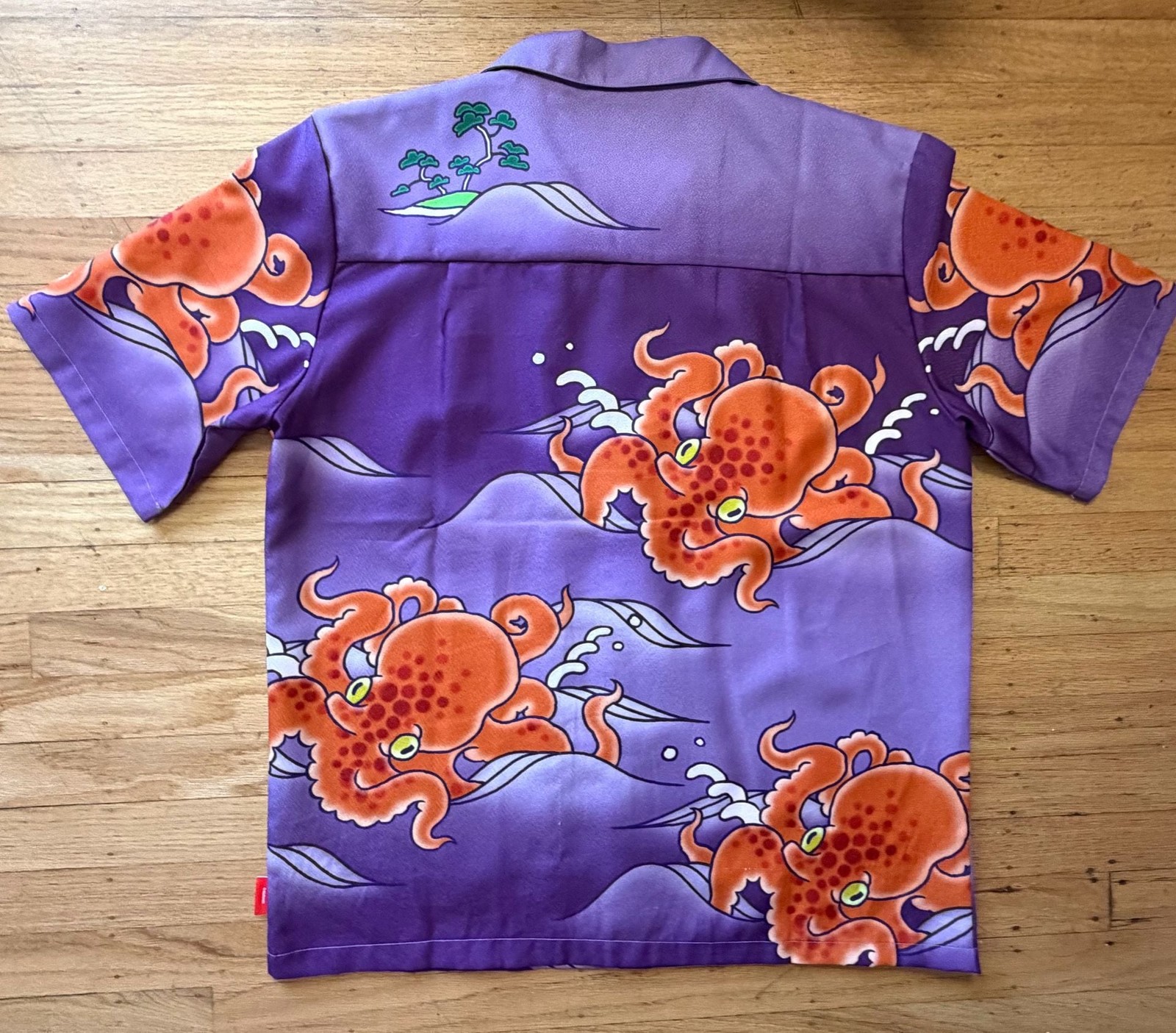Nintendo Tokyo Splatoon Chirimen Octopus Aloha Shirt