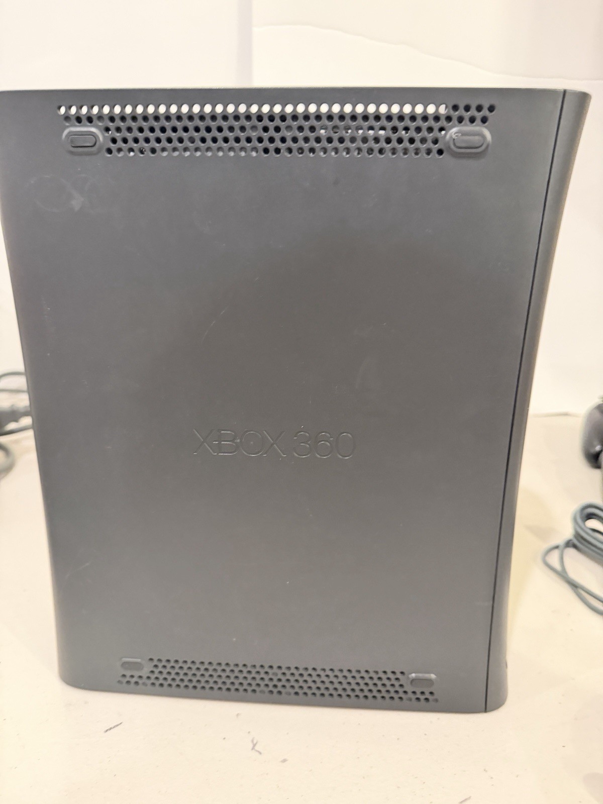 Microsoft Xbox 360 Elite Black Console 120GB HDD W/ Accessories