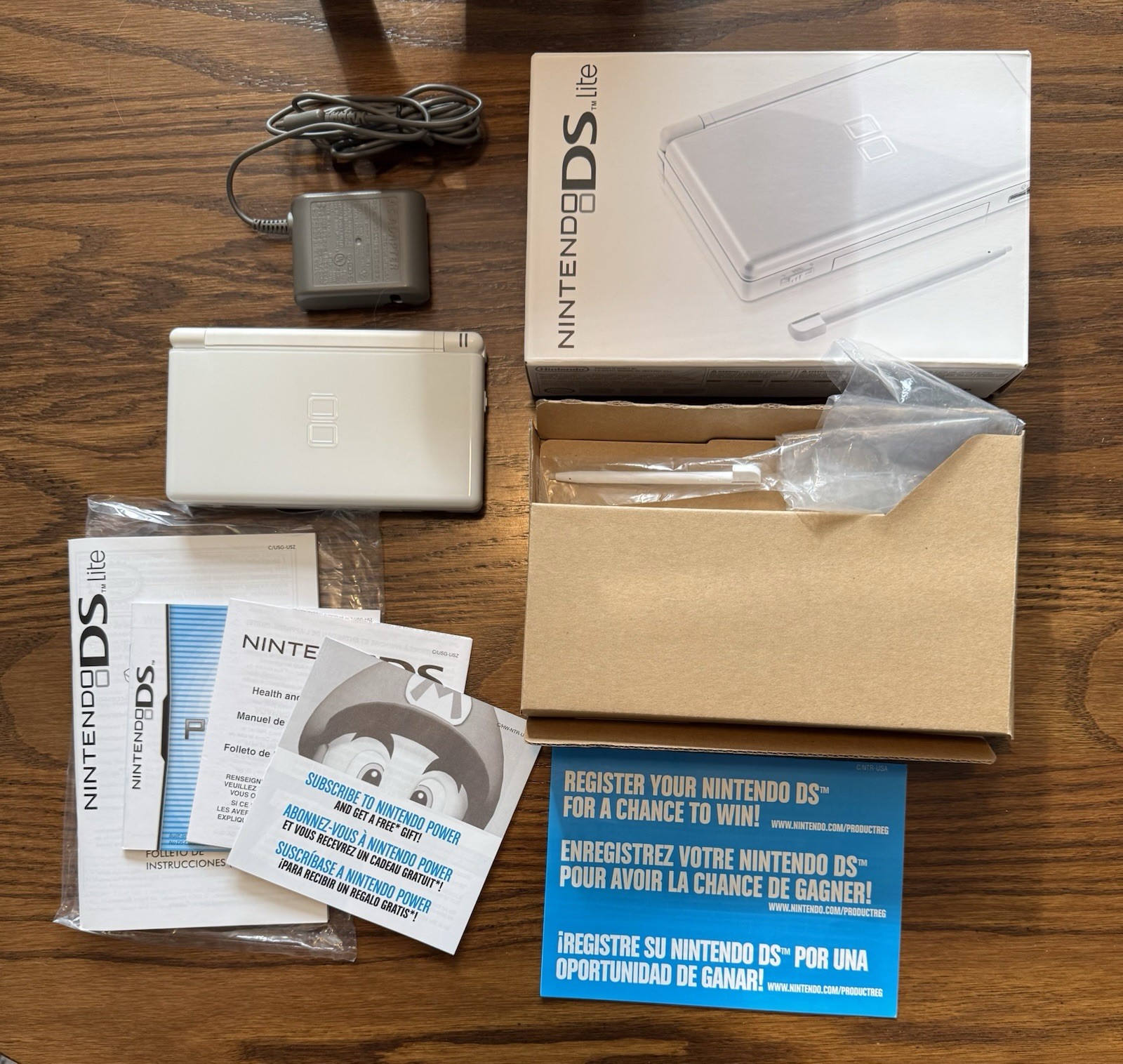 Nintendo DS Lite Handheld System – Polar White – Numbers Matching w/Travel Kit!