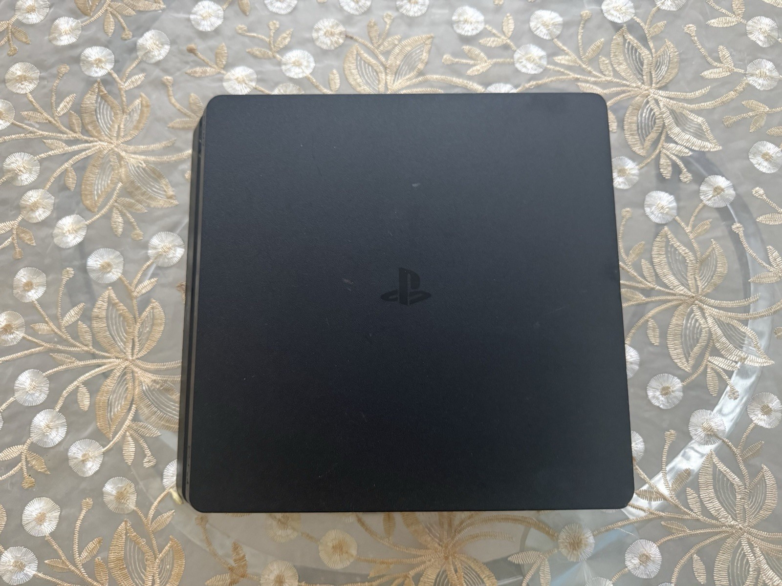 Sony PlayStation 4 Original Black No Controller No Wires