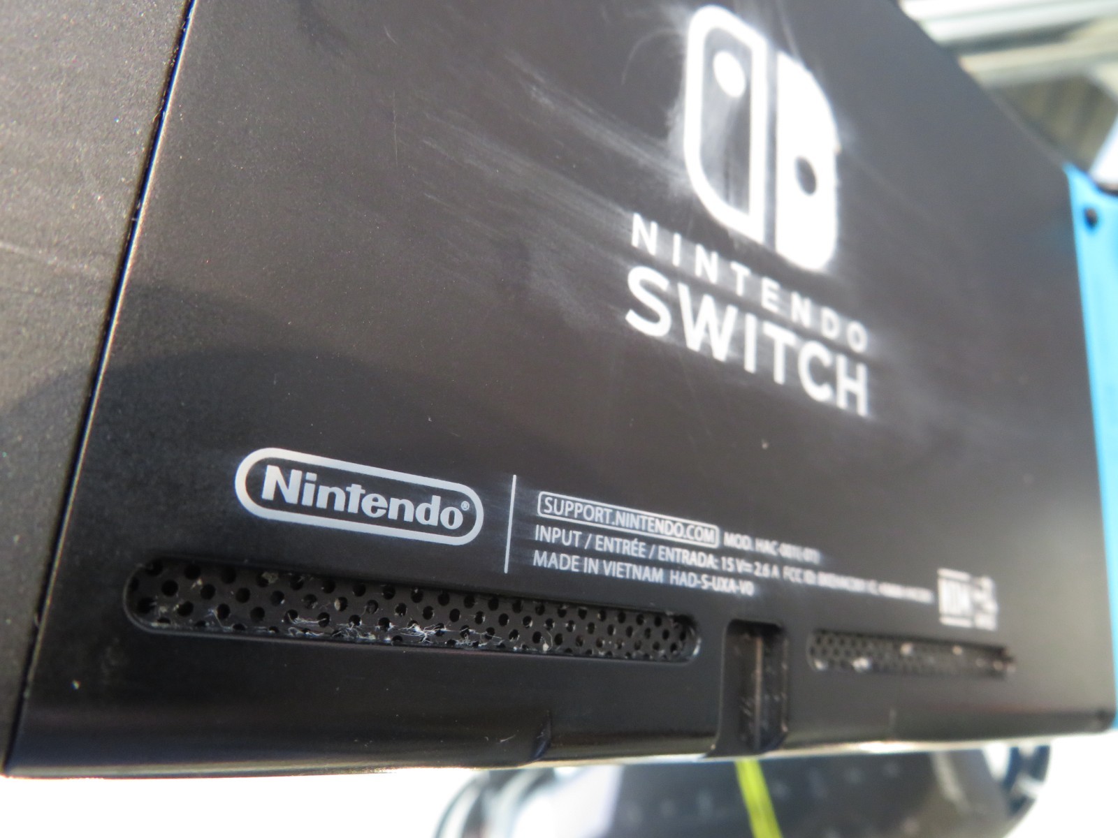 Nintendo Switch v2 Handheld Game Console & SD Card HAC-001(-01) SEE DESCRIPTION