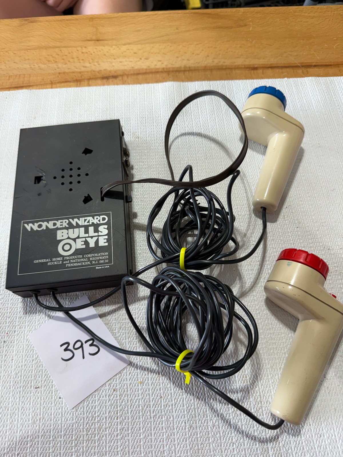 UNTESTED Wonder Wizard Bulls Eye Console with Controllers, (#393)