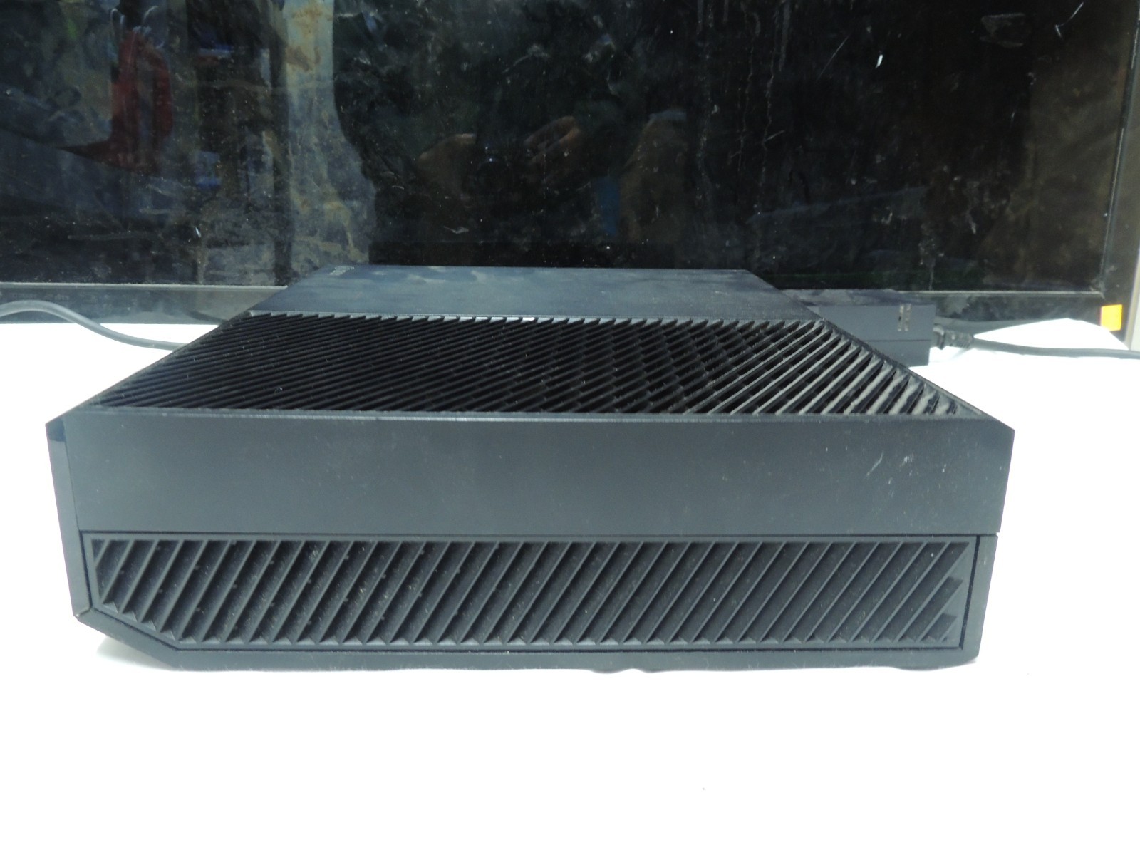 Microsoft Xbox One 365GB Console- Black – model 1540 w controller & AC CABLE #4