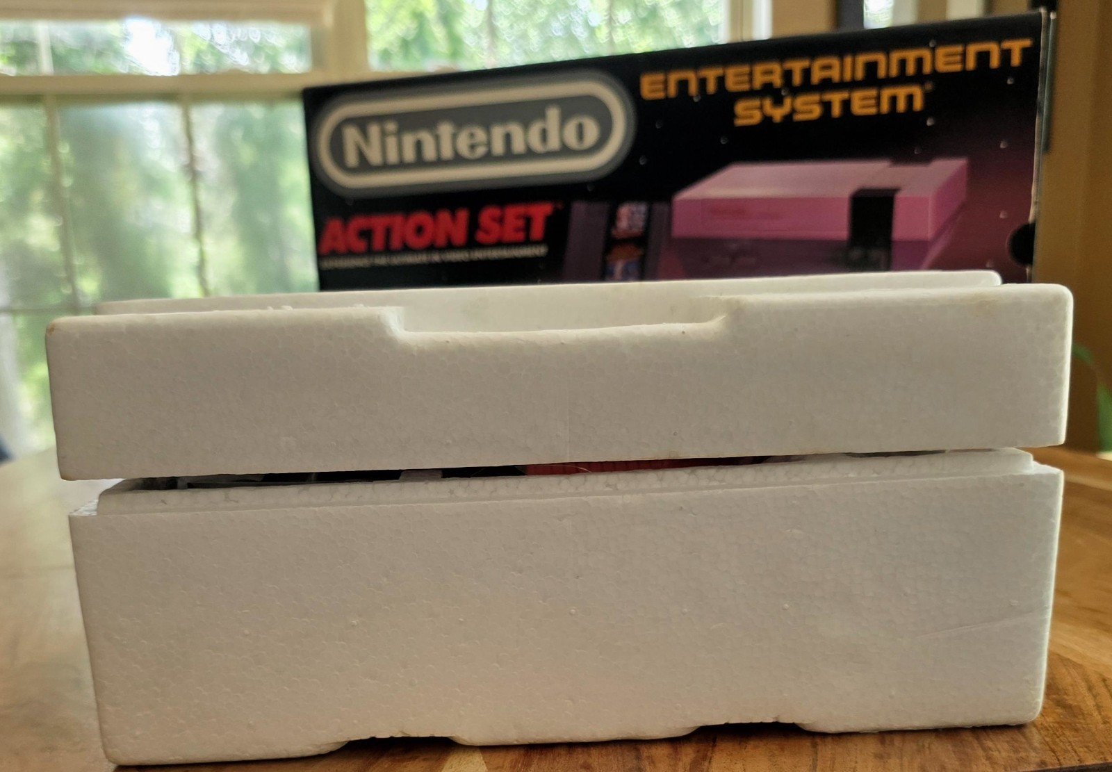 Nintendo NES Action Set Console Bundle CIB + power glove NES Advantage 3 games