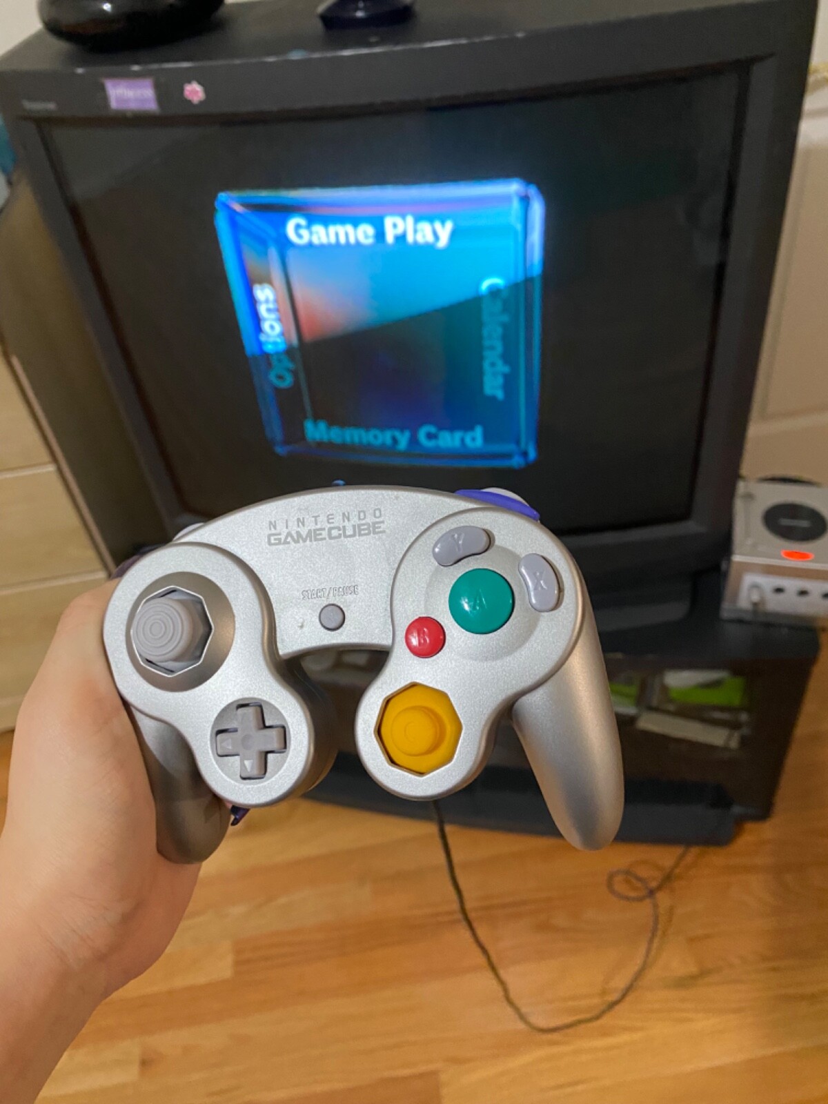 Silver Nintendo Game cube – Slightly Used – Still works