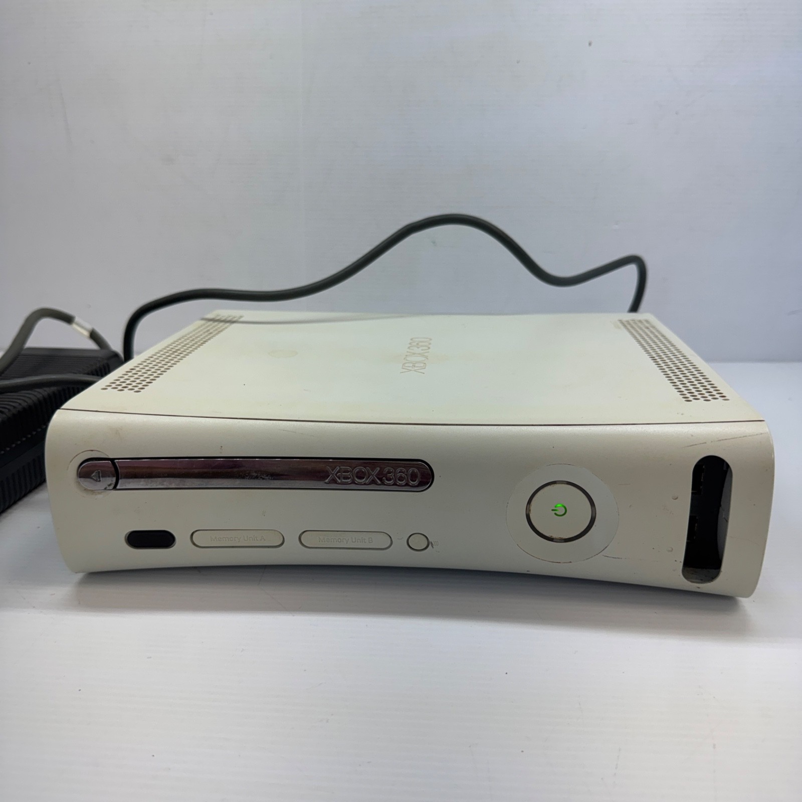 Official Microsoft Xbox 360 60GB Console & Wires! Works