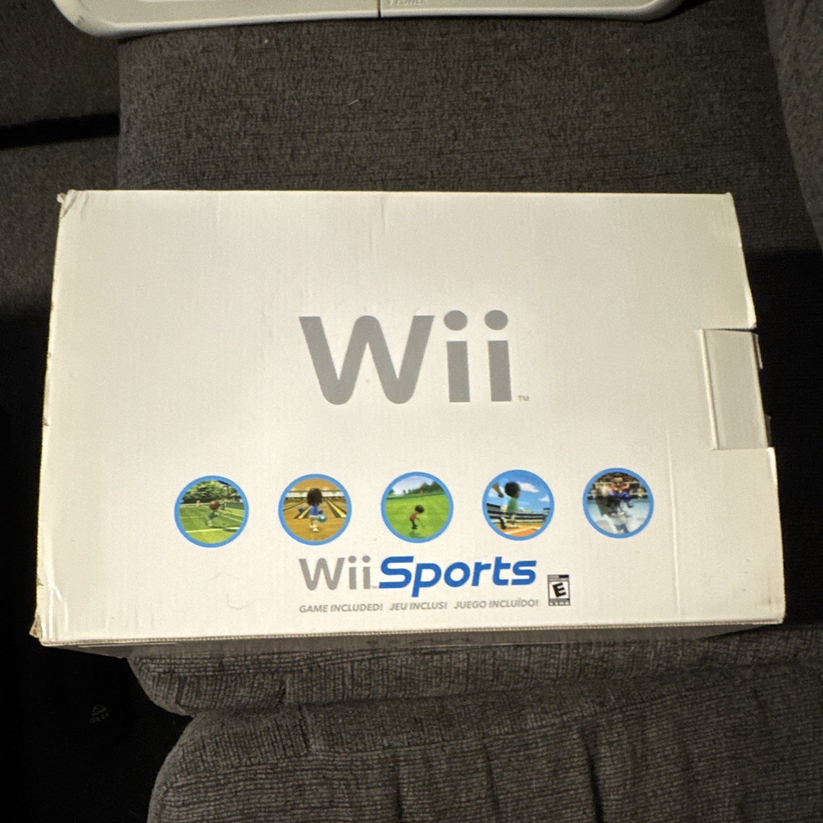 Nintendo Wii White Console w/ Box, Wii Sports, 2 Remotes (Game not Included)