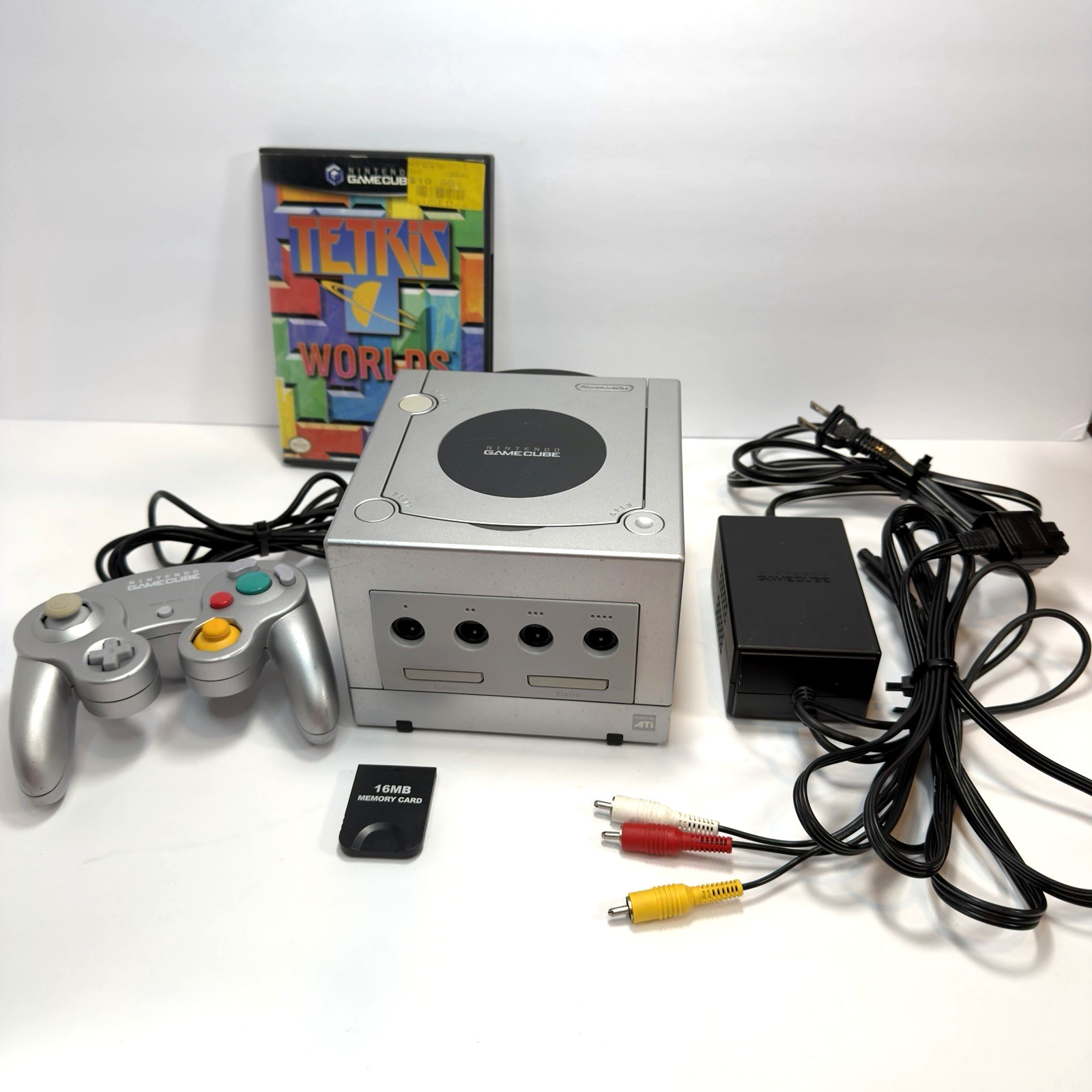 Nintendo GameCube Silver Console OEM Bundle Tetris Worlds CIB Tested Works