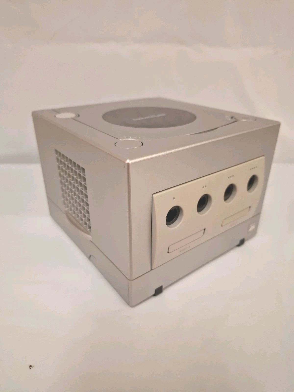 Nintendo DOL-001 USA Gamecube Console – (Silver)Working W/ Game, Carrying Case,