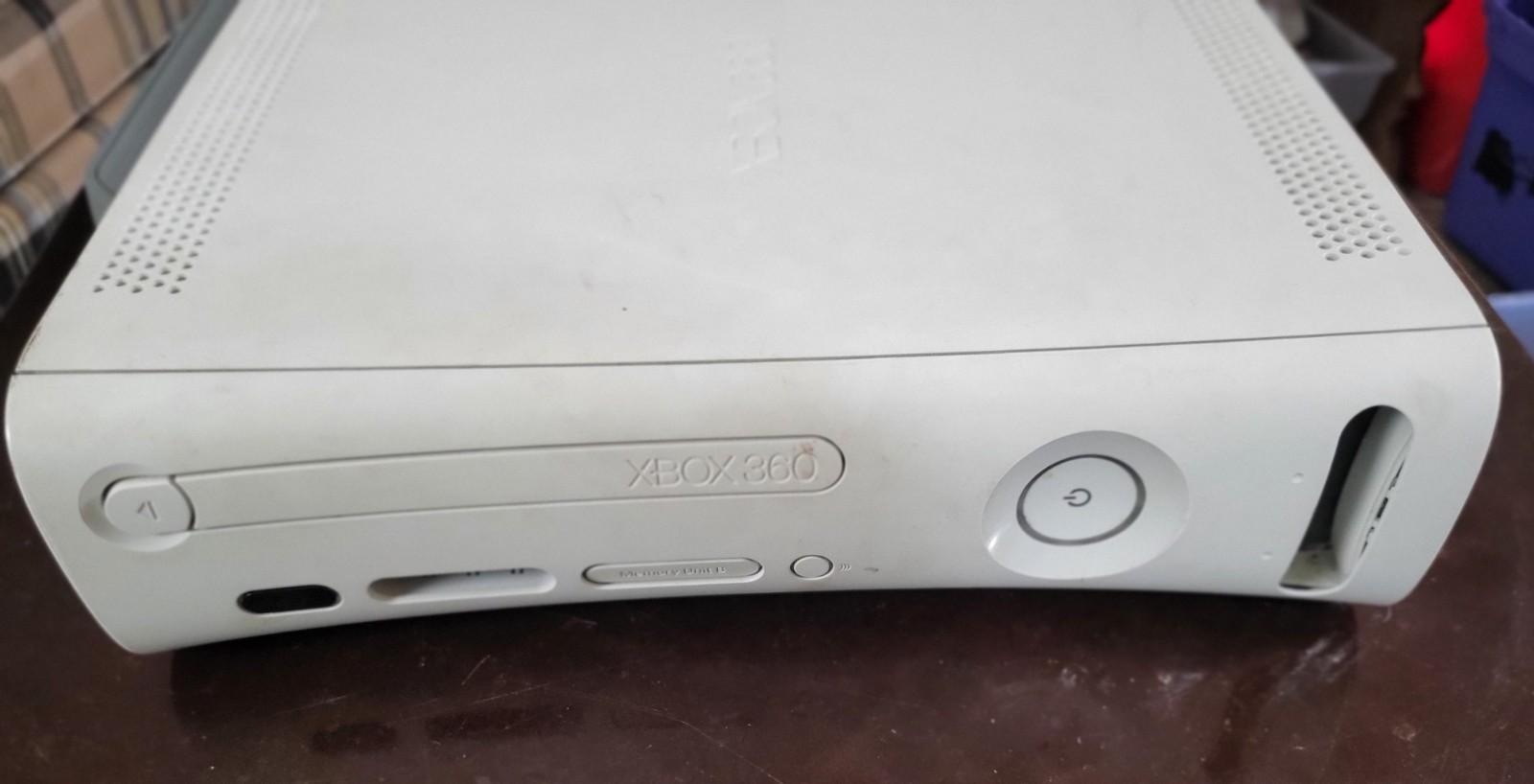 Microsoft Xbox 360 Bundle White 60GB Console W/2 Controllers & All Cords – Works