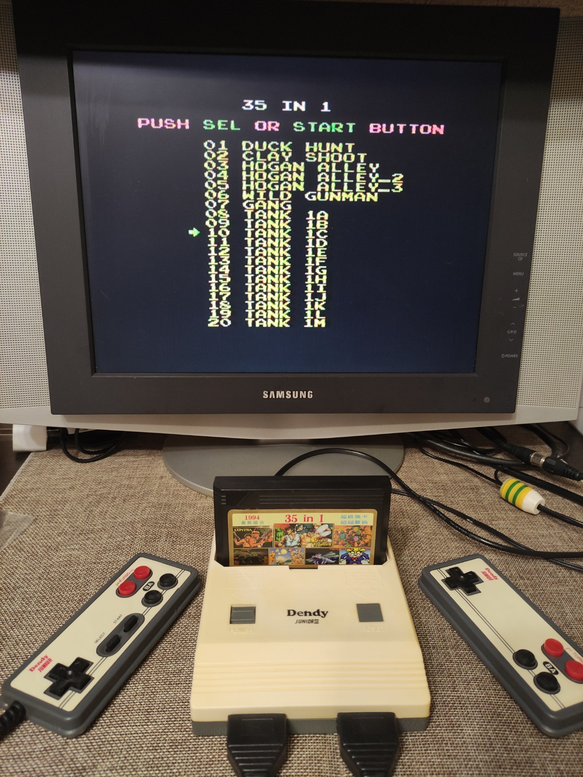 dendy junior 3 steepler 8bit console