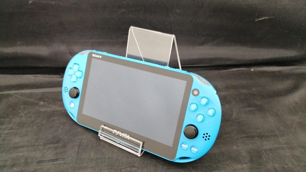 Sony PS Vita PCH-2000 ZA23 Handheld Console Used