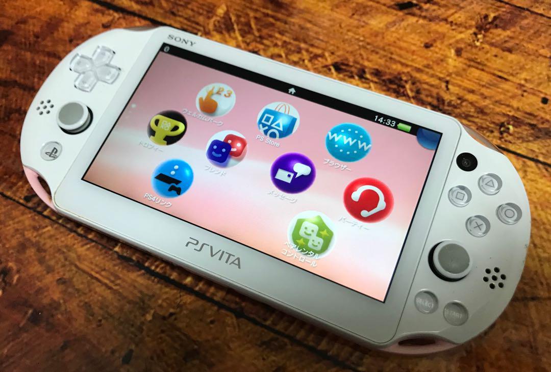 Playstation PS vita PCH2000-ZA12 white console only From JAPan