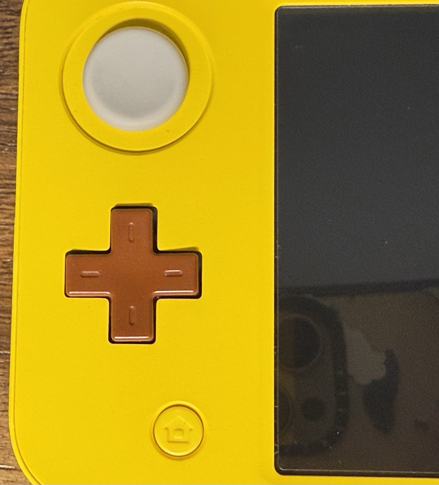 Nintendo New 2DS LL Pikachu Edition Pokemon Center Limited Complete Japan