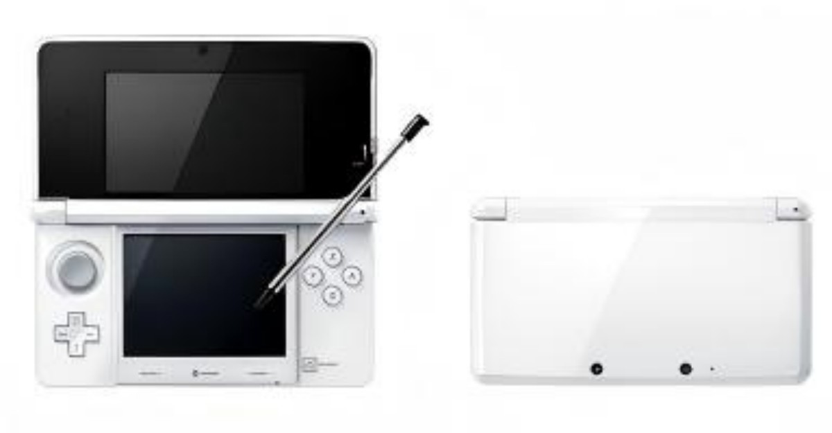 Nintendo 3DS Handheld Gaming Console With SD 32G + AC (Open Box)