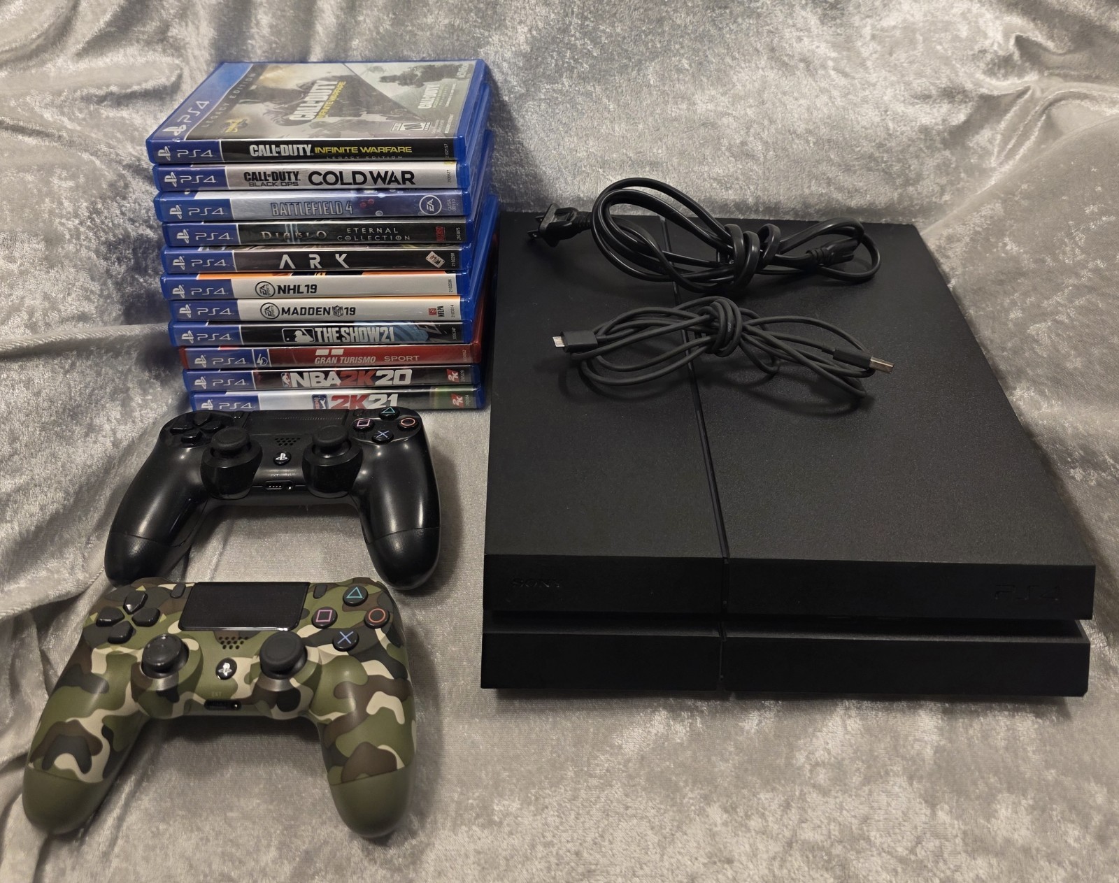 Sony PlayStation 4 Slim 1TB Console CUH-2215A and 11 Game BUNDLE PS4 BIG LOT!