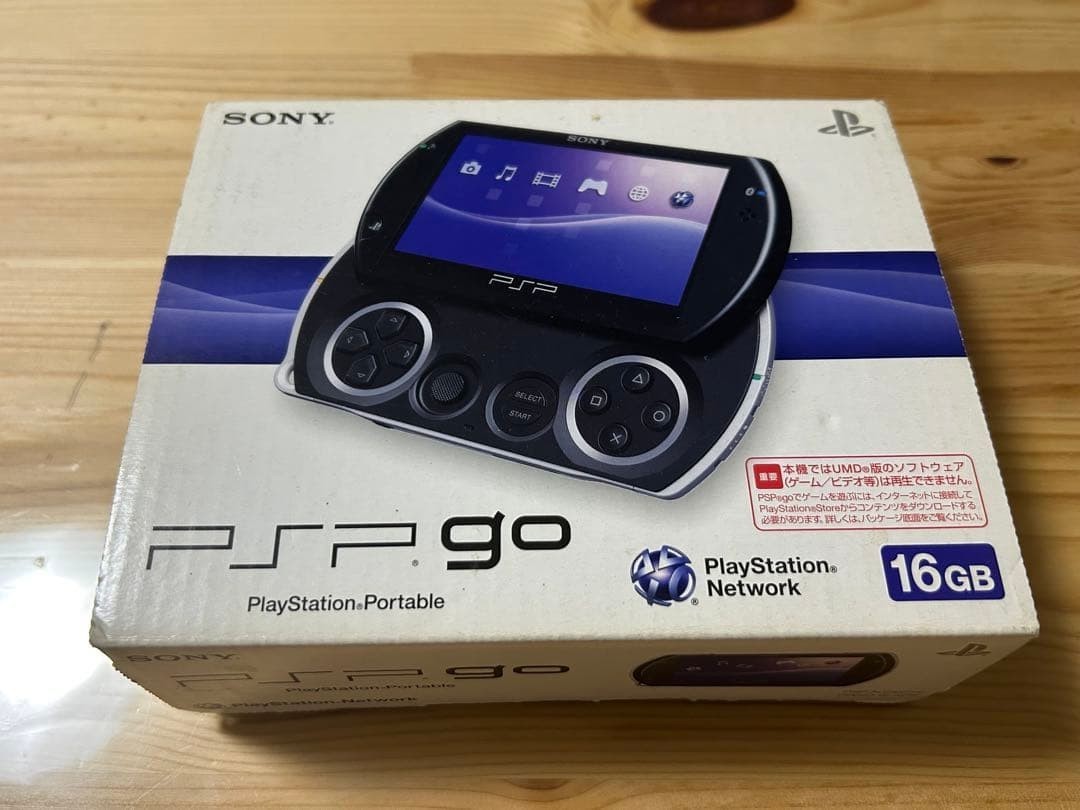 Sony PlayStation Portable, PSP Go w/box Black Tested