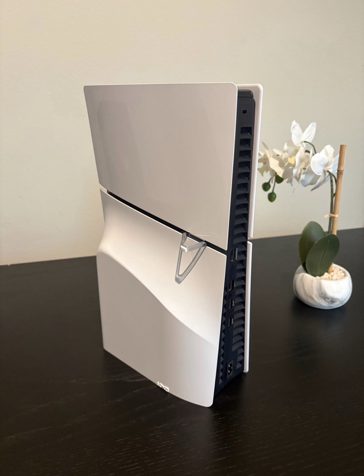 PS5 Disc Edition – Excellent Condition – Ready To Play