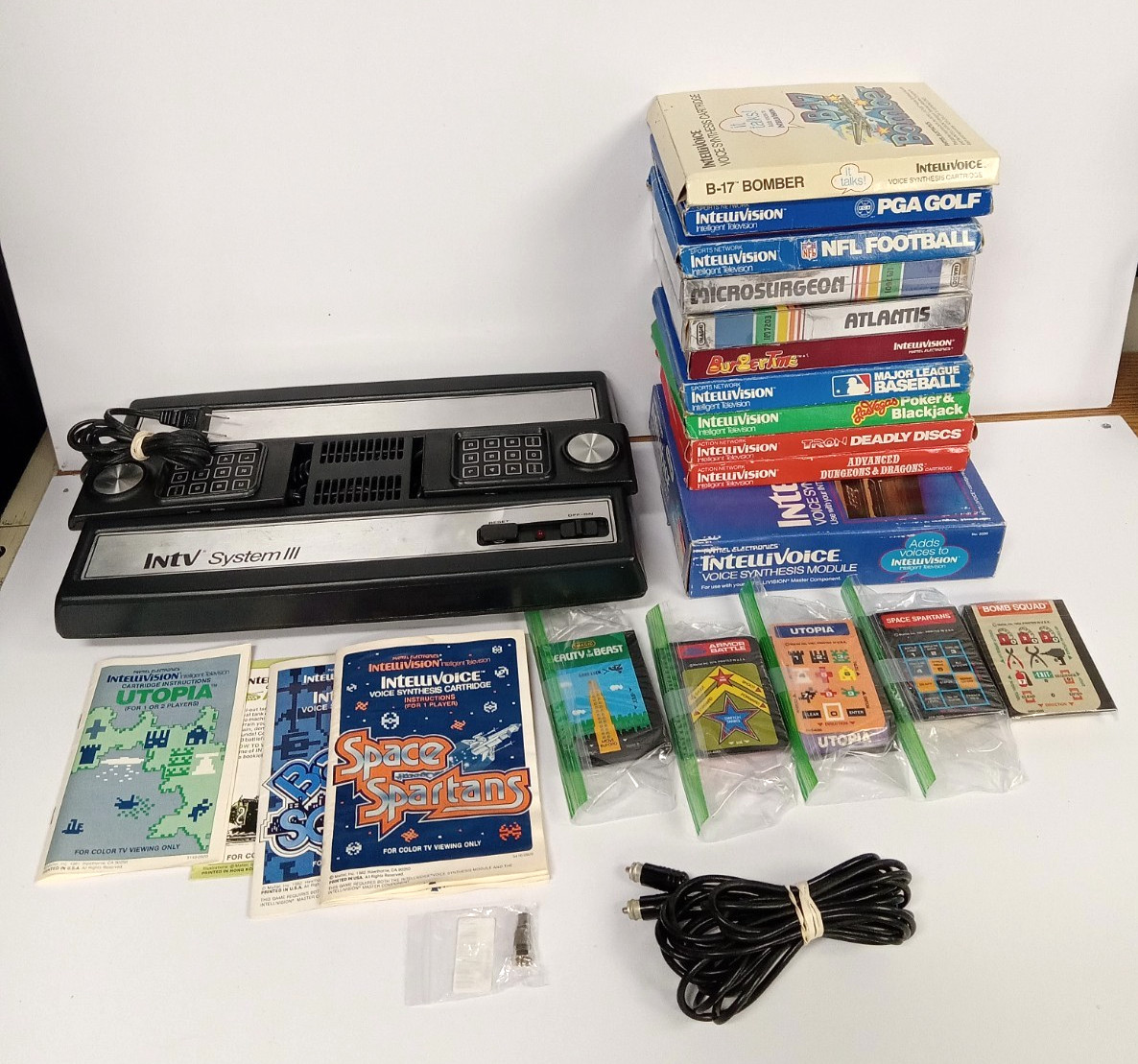Mattel Intellivision INTV System III Console Bundle w/ Voice Module + 15 Games