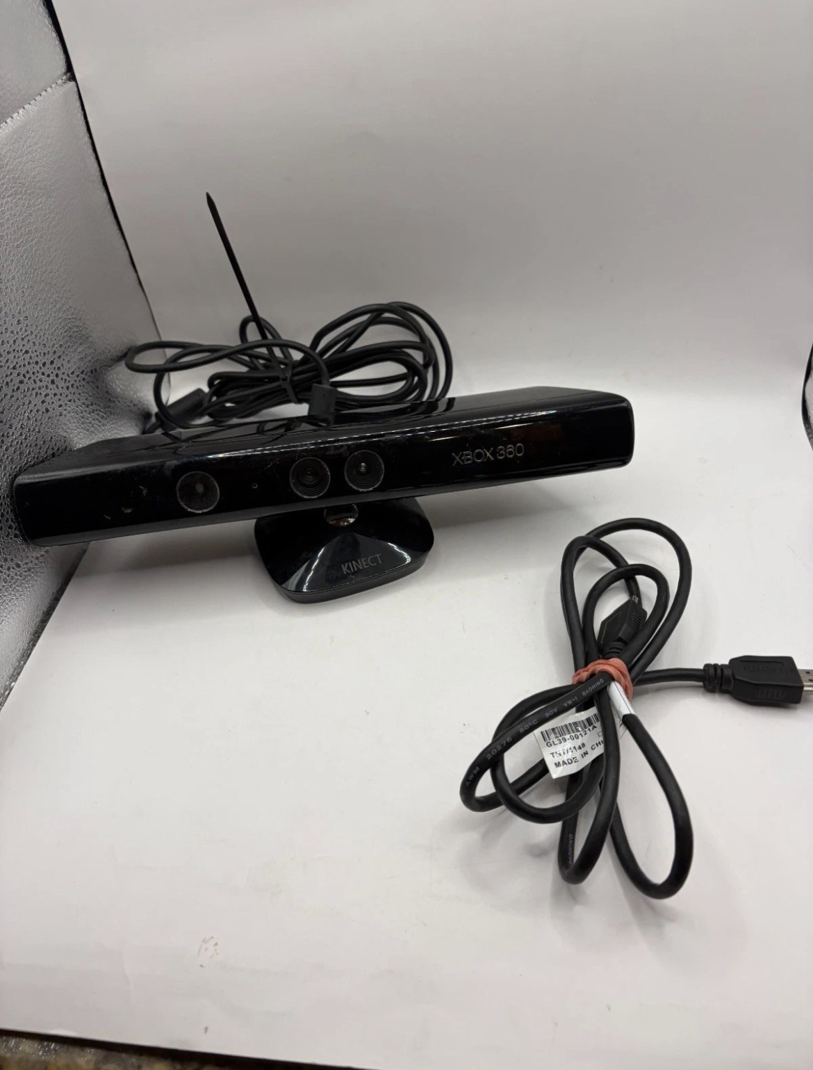 Microsoft Xbox 360 Kinect Bundle 250GB Matte Black Console 1439