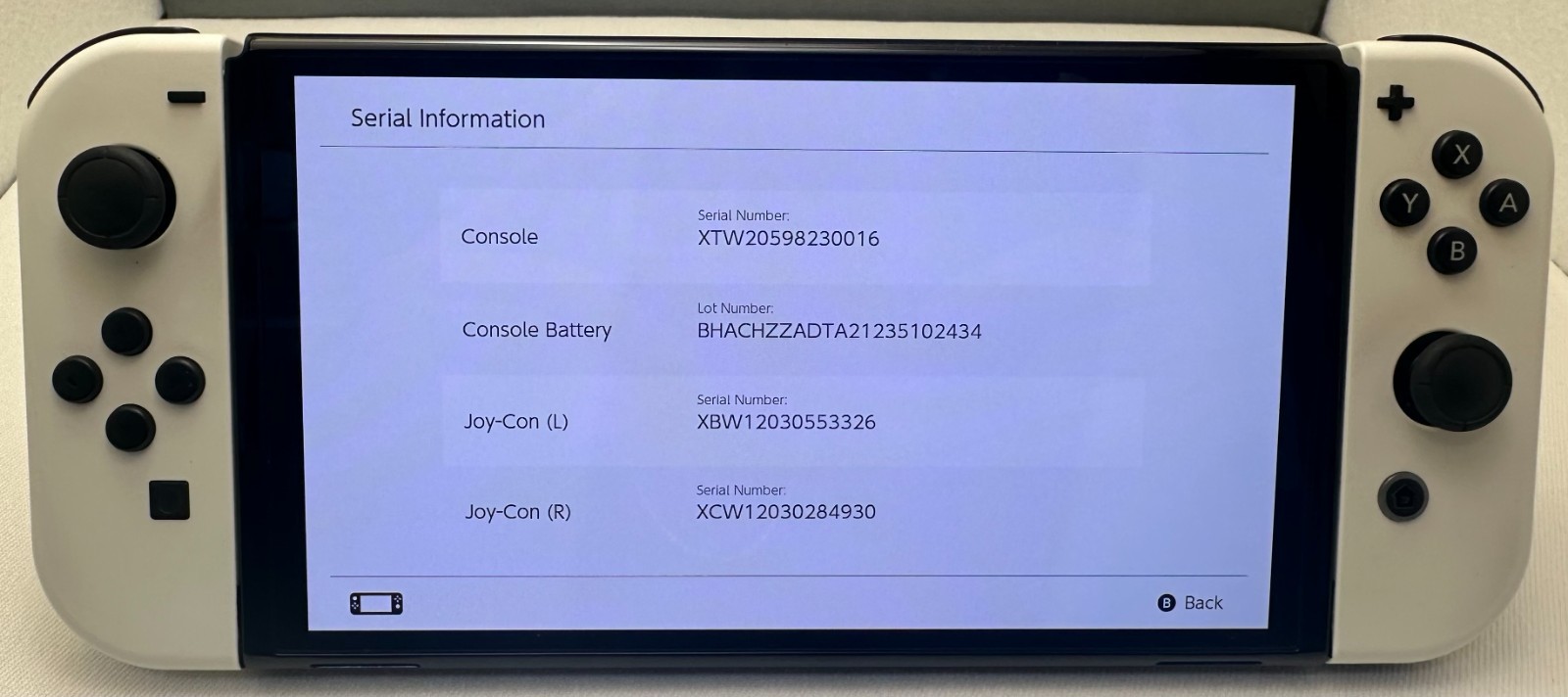 Nintendo Switch OLED Model HEG-001 Handheld Console – 64GB – White