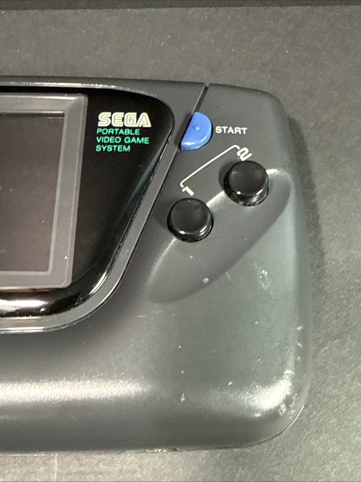 SEGA Game Gear Handheld System – For Parts – Powers Off Immediately