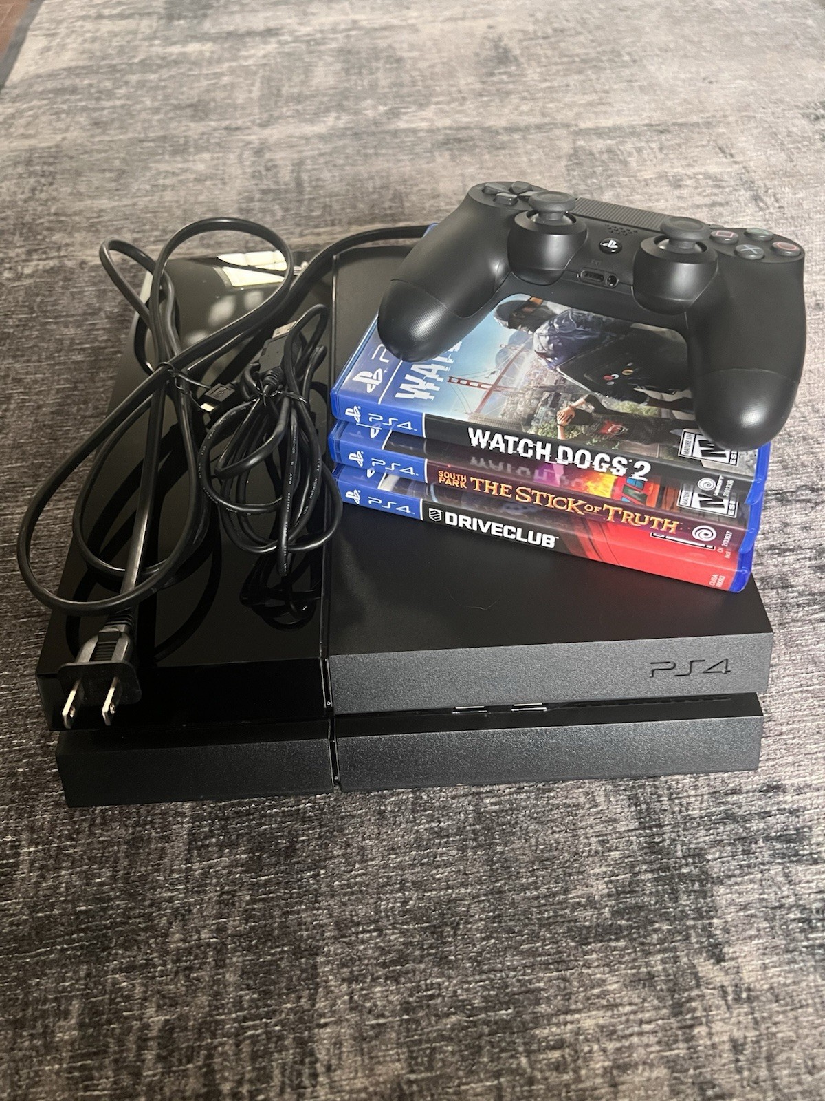 Sony Playstation 4 500GB Black Console PS4 W/ Controller & Cords + 3 Games.