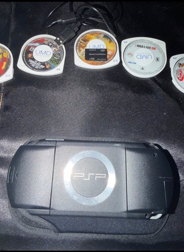 Sony PlayStation Portable Handheld Game System Black Charger Games Movies