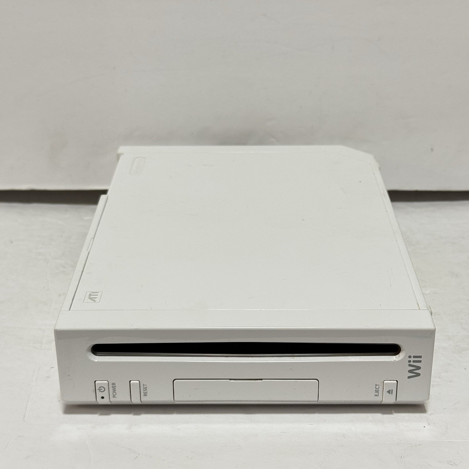 Nintendo RVL-101 Wii Console Bundle – W/ Cords, Nunchuck, And Games