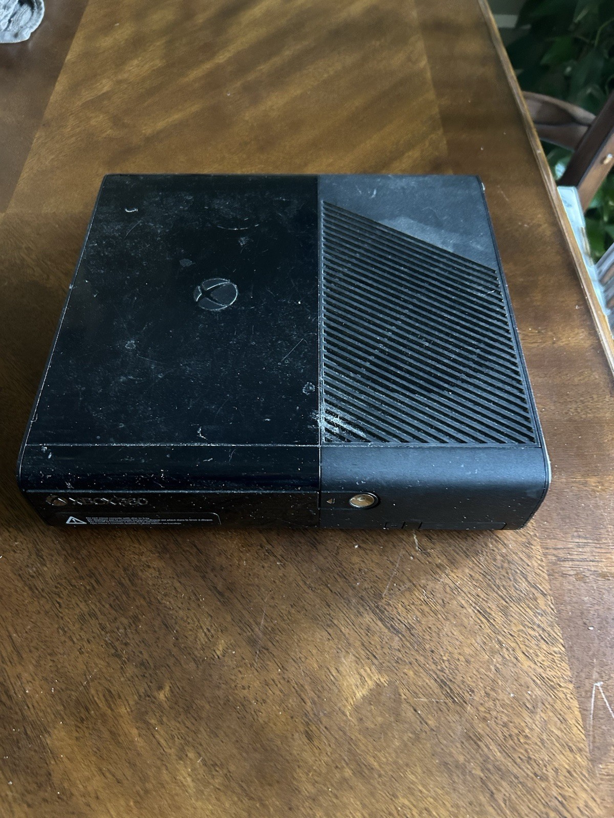 Microsoft Xbox 360 E Console (Model 1538 For Parts or Repair