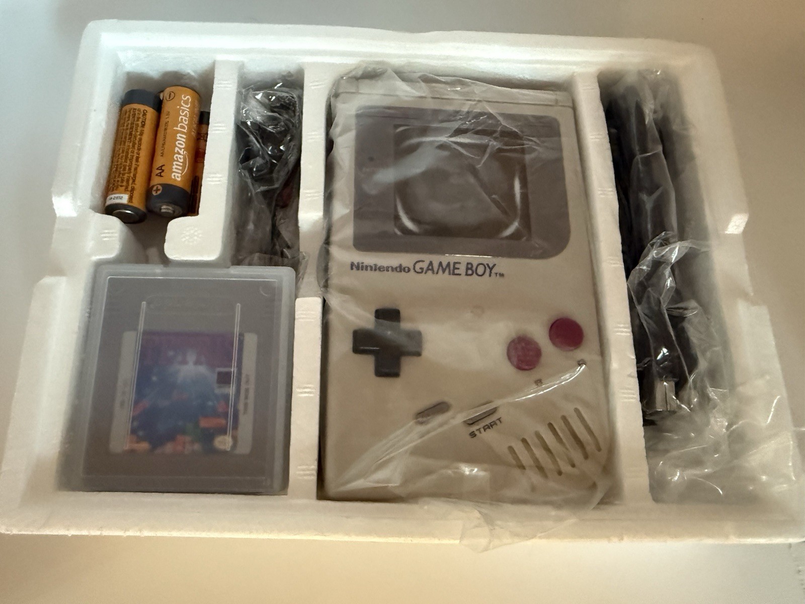 Original Nintendo Gameboy Handheld Console DMG-01 -as Is Needs New Screen